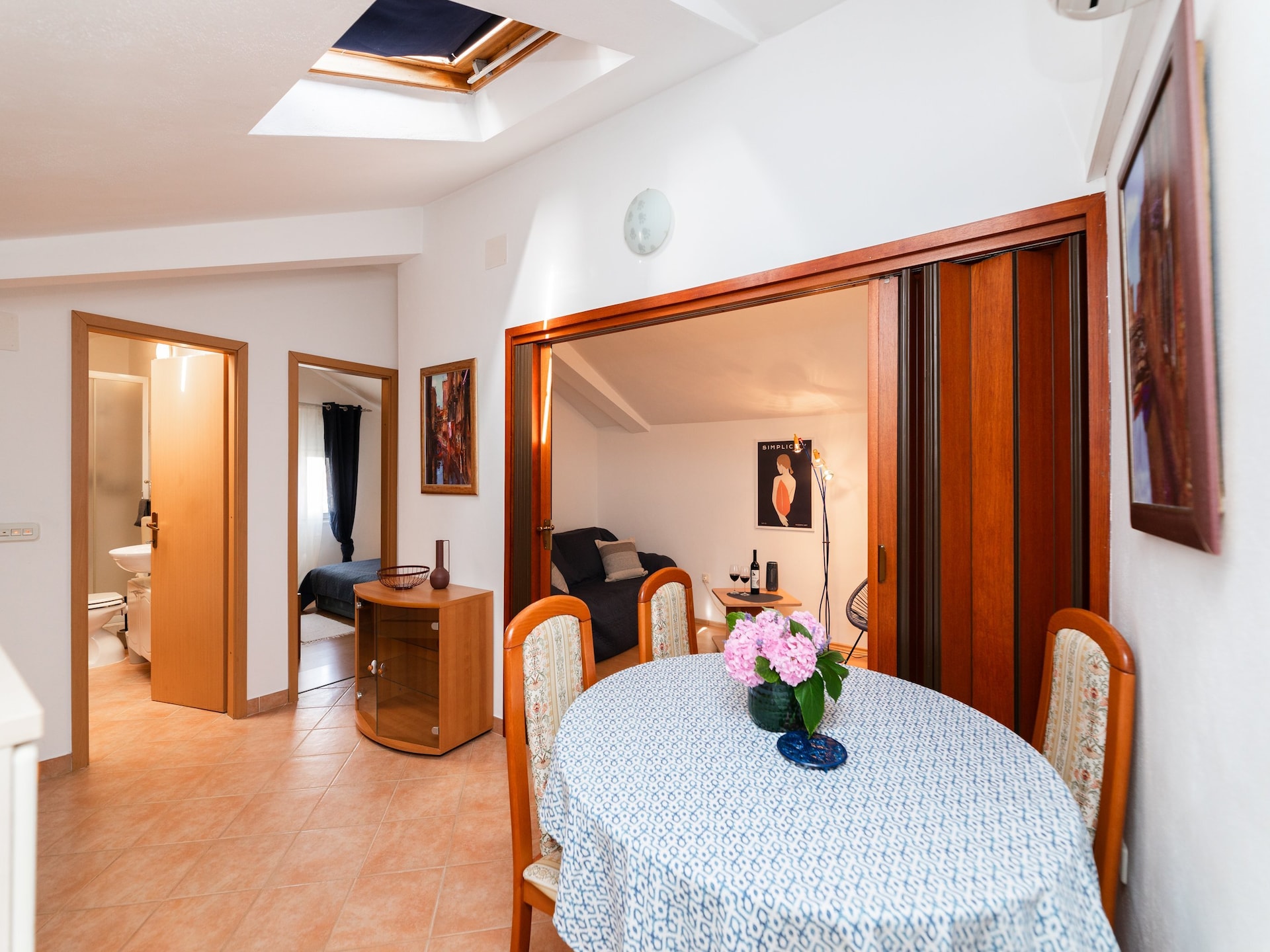 Knus appartement met terras op 400m van het strand in Supetar, Brač - foto 15