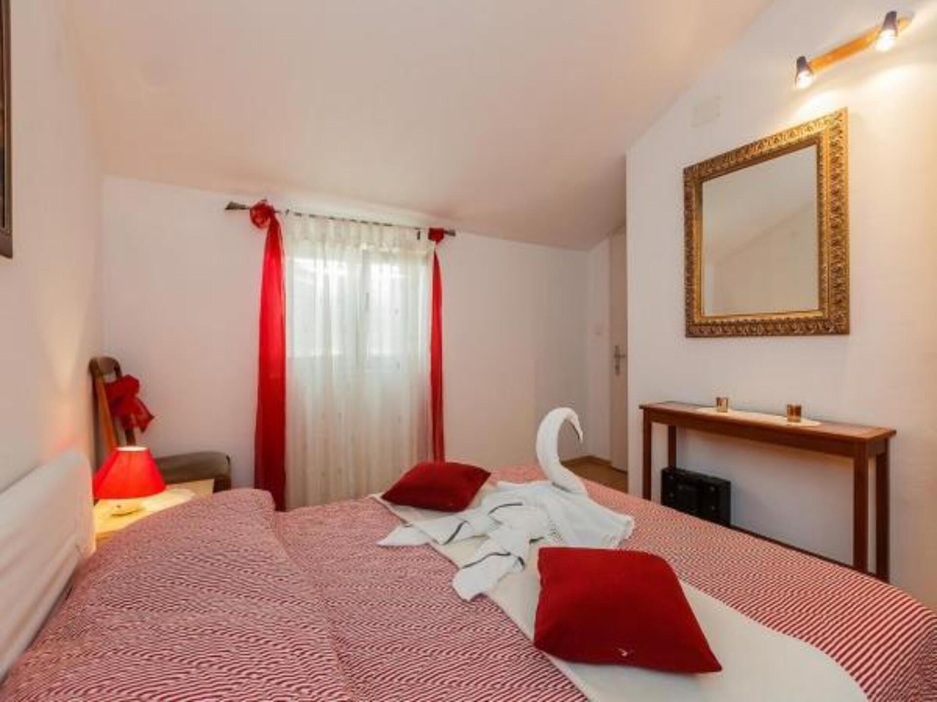 Knus appartement met terras op 400m van het strand in Supetar, Brač - foto 9
