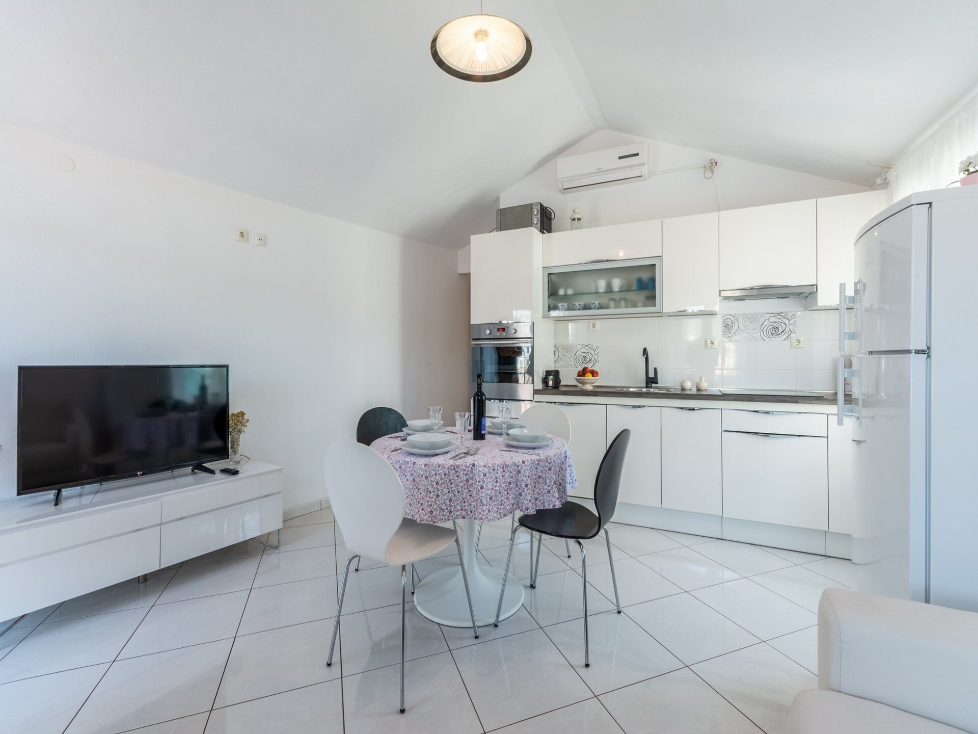 Appartement aan het strand in Pucisca voor 5 personen - foto 4