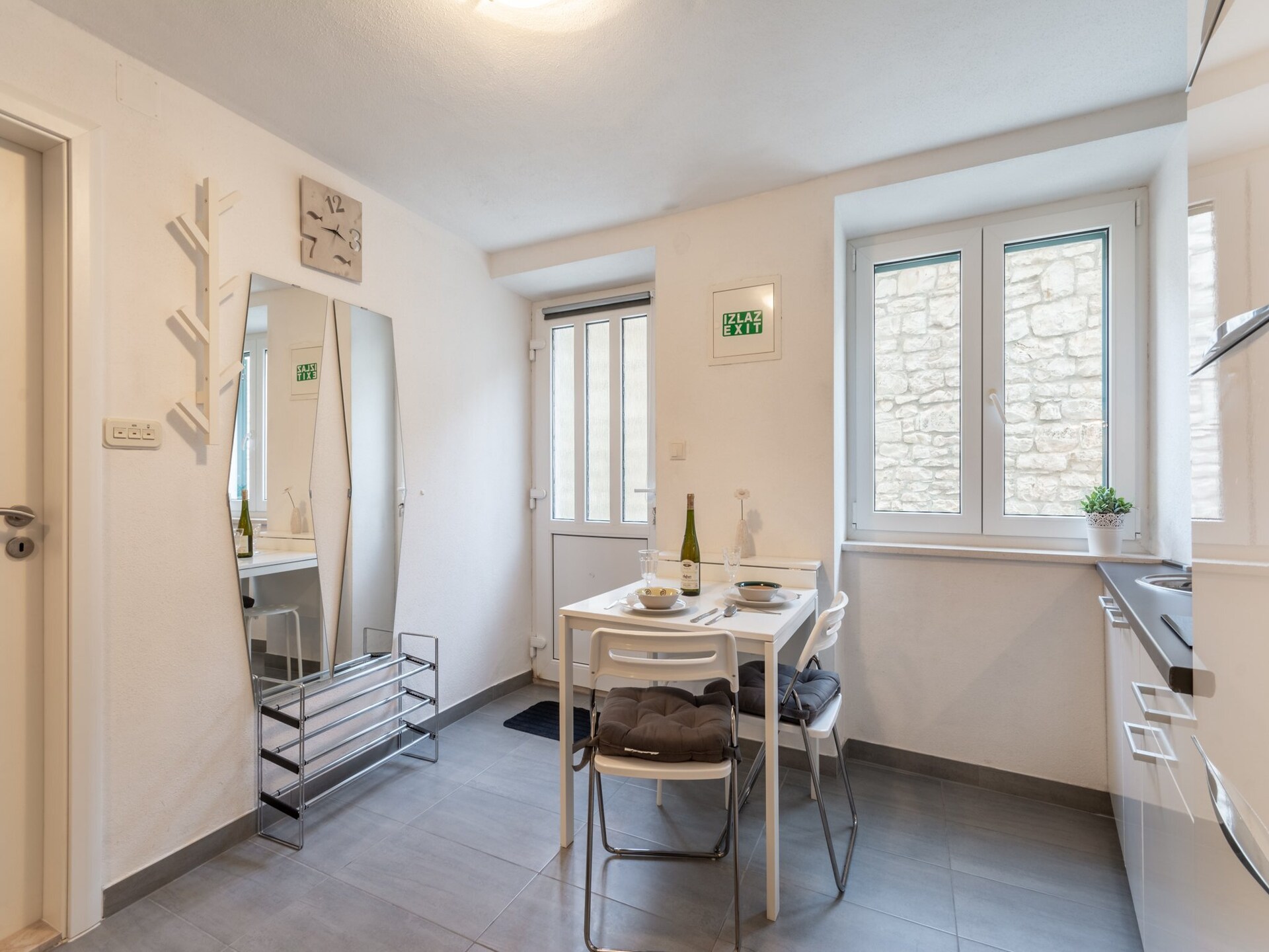 Knusse studio met balkon op 100 meter van het strand in Pučišća, Brač - foto 11