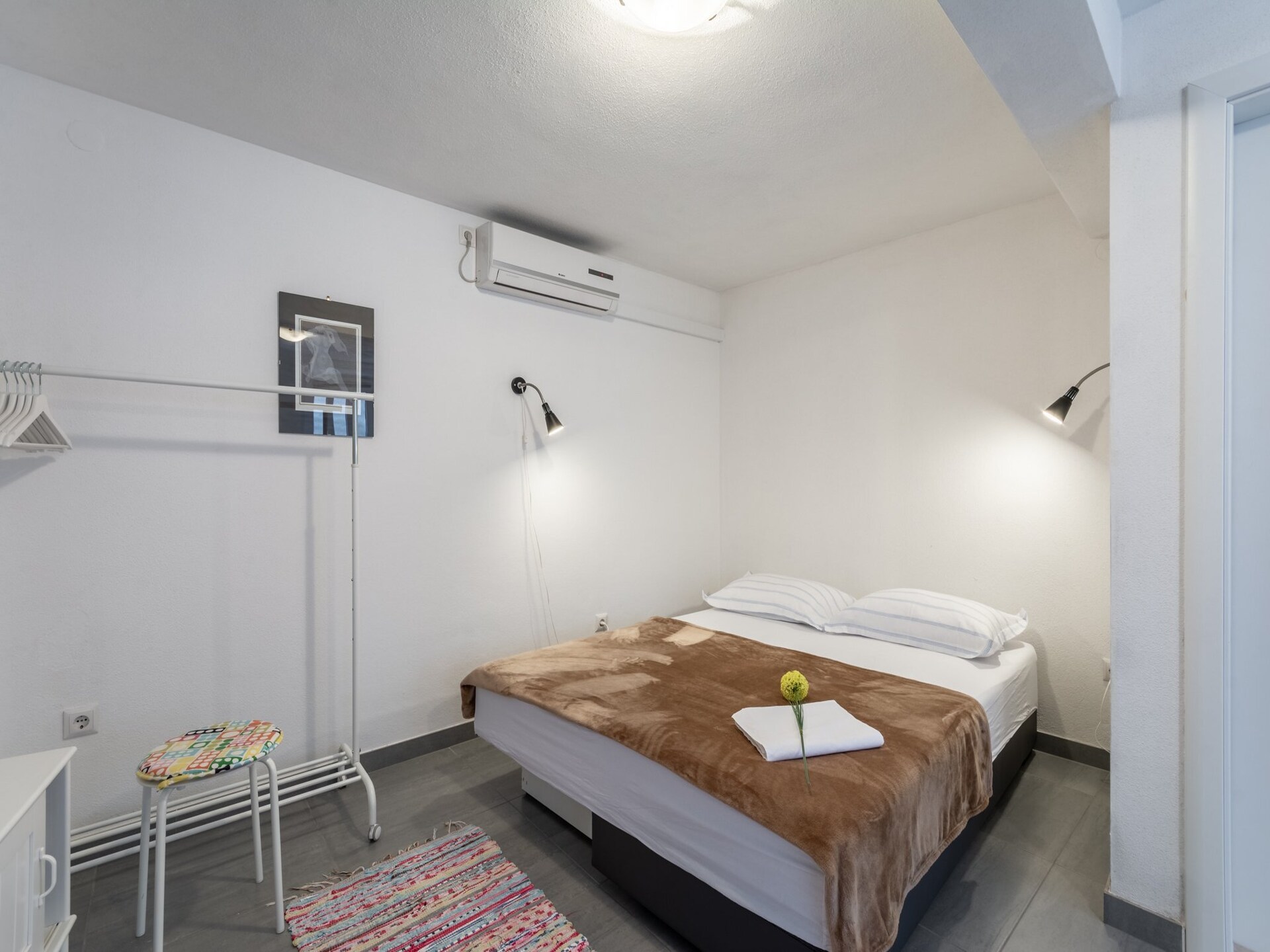 Knusse studio met balkon op 100 meter van het strand in Pučišća, Brač - foto 4