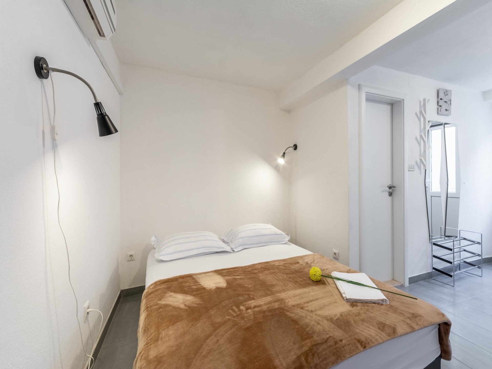 Knusse studio met balkon op 100 meter van het strand in Pučišća, Brač - foto 5