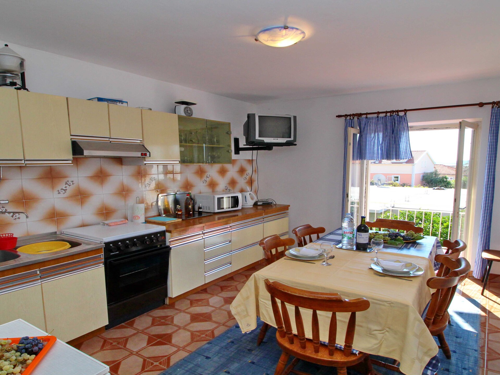6-persoons appartement aan zee in Orebic met terras - foto 25
