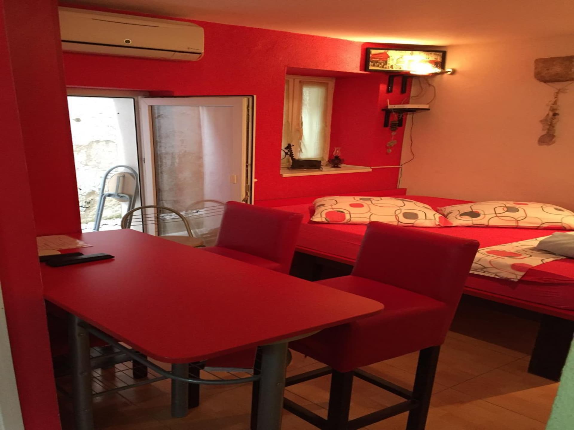 Compacte studio voor 2 personen in Split, 10 minuten lopen van strand Bačvice - foto 6