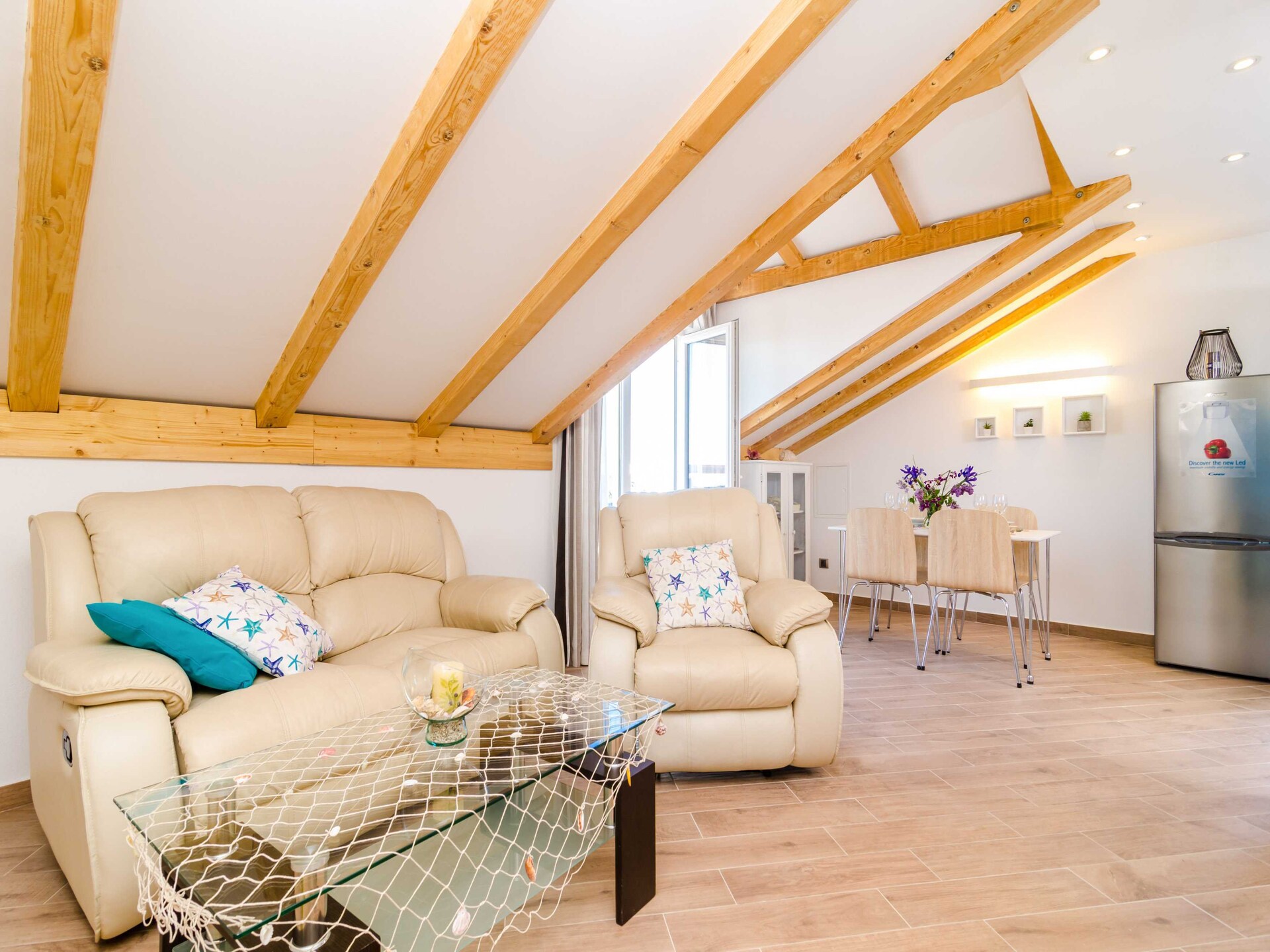 Tweekamerappartement met balkon en eindeloos zeezicht in Mlini - foto 1