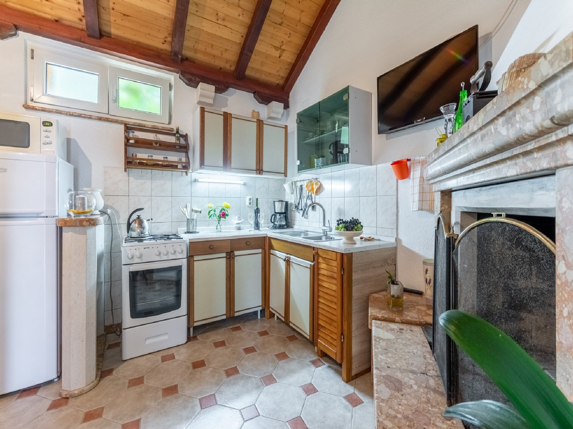 3-persoons appartement aan het strand in Pucisca - foto 7
