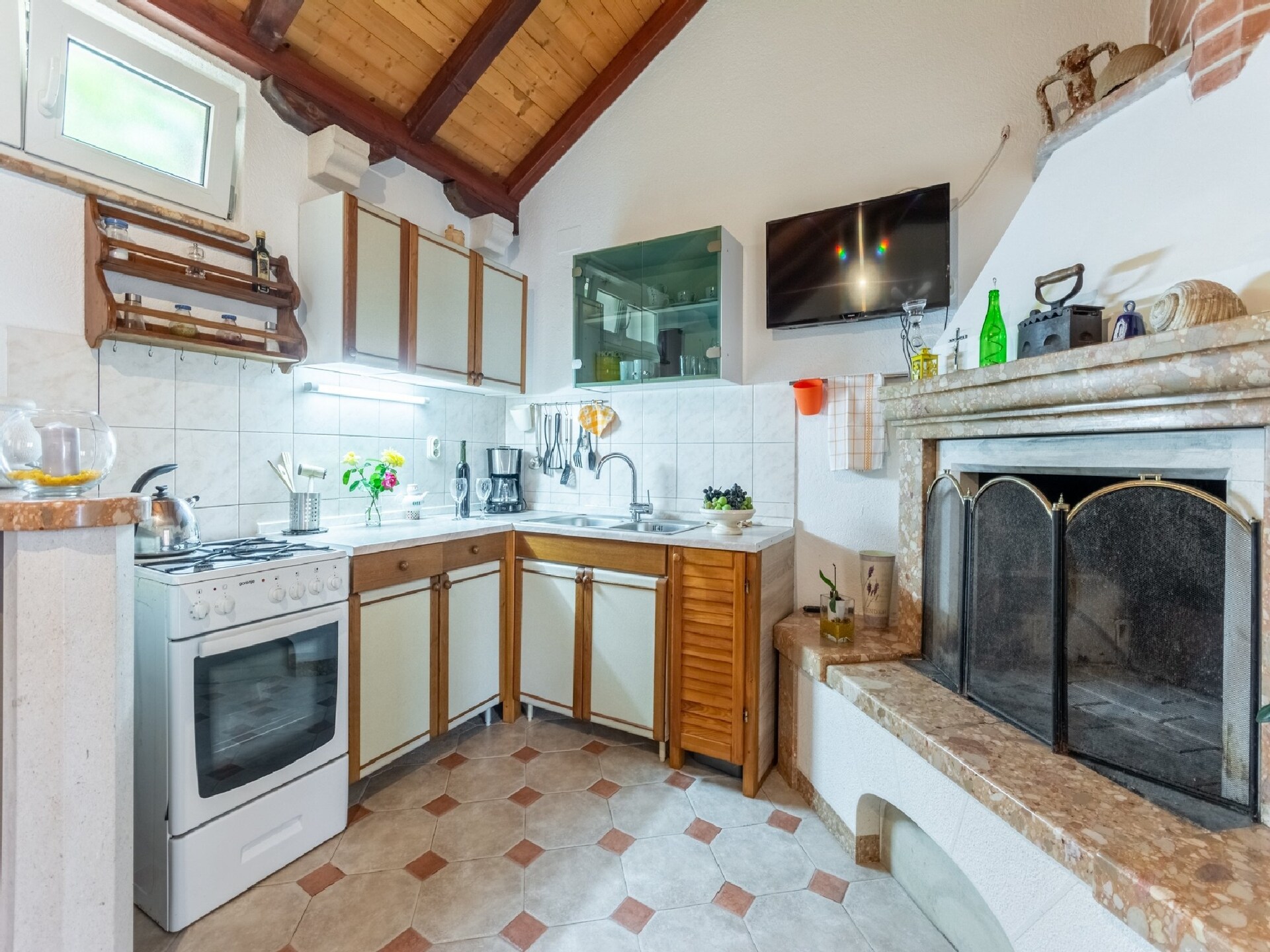 3-persoons appartement aan het strand in Pucisca - foto 6