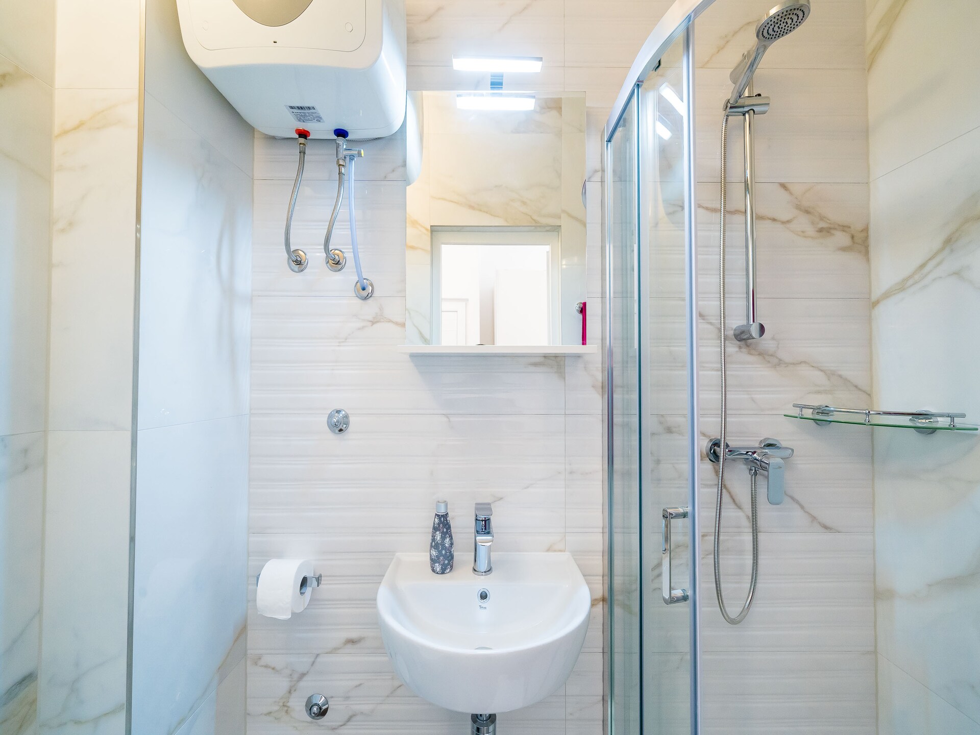 Op 800 m van het strand: Knus appartement in Kupari voor 2 personen · 12 m² - foto 9