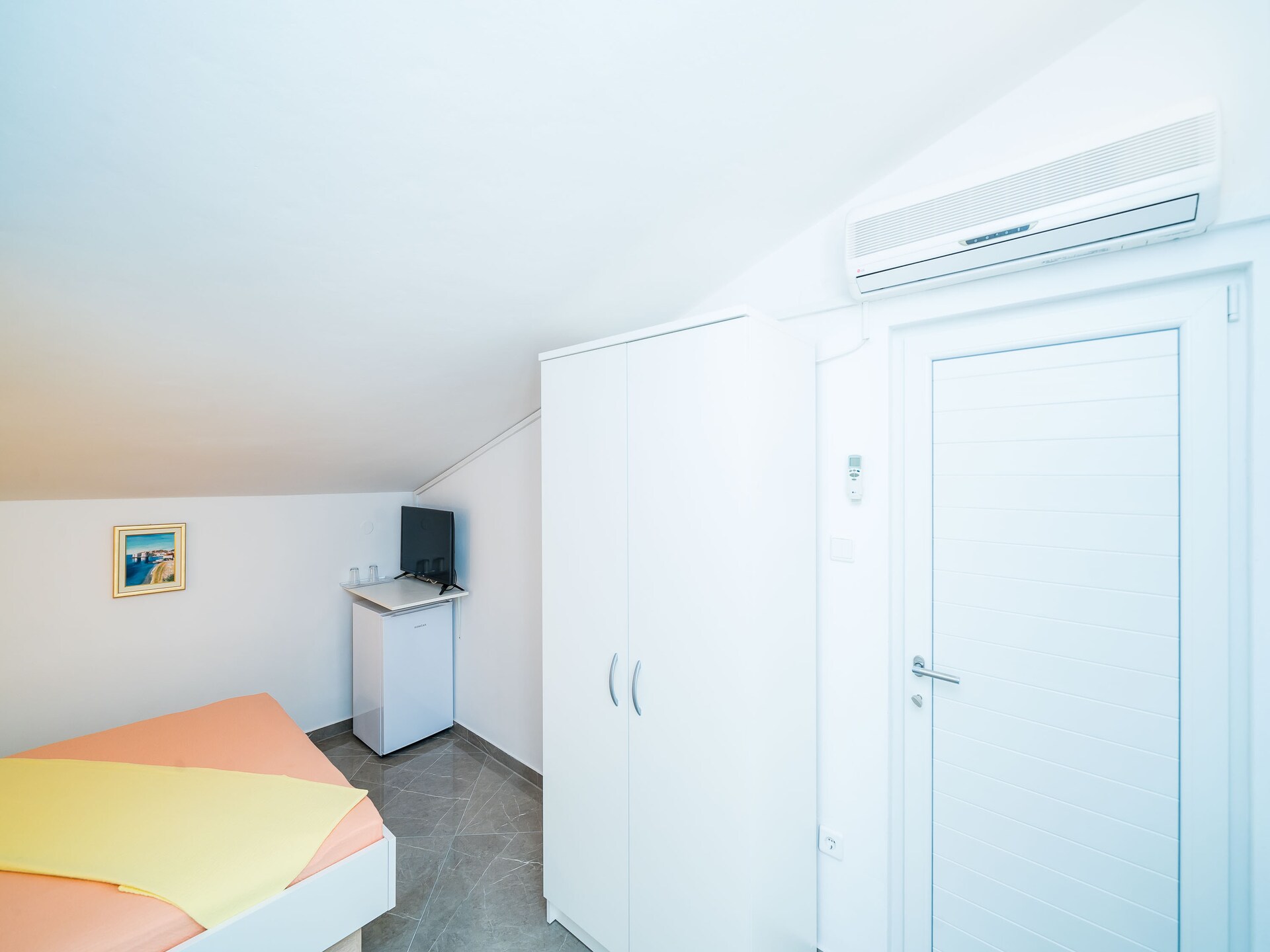 2-persoons appartement in Kupari op 800m van het strand - foto 2