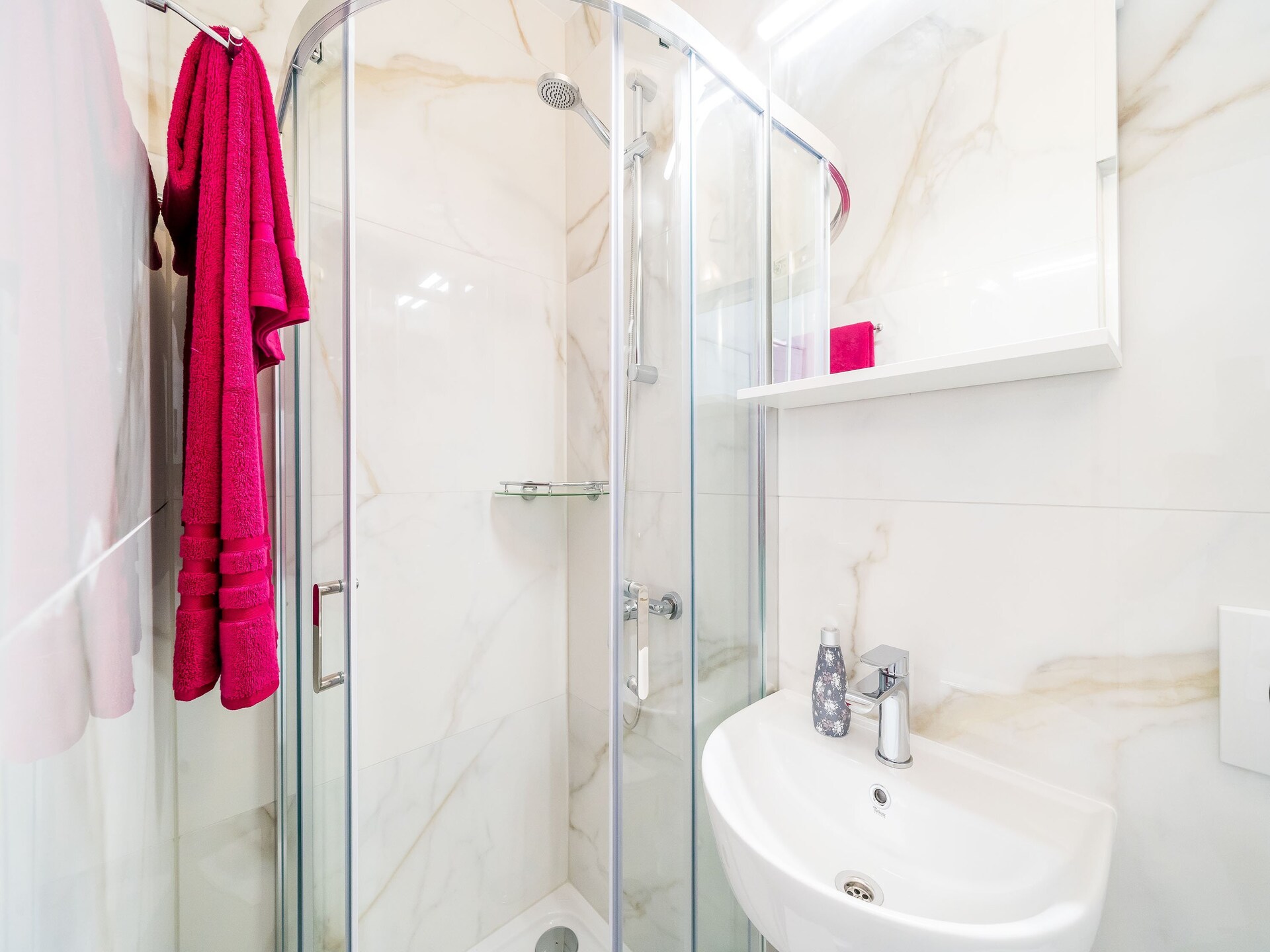 Op 800 m van het strand: Knus appartement in Kupari voor 2 personen · 30 m² - foto 14