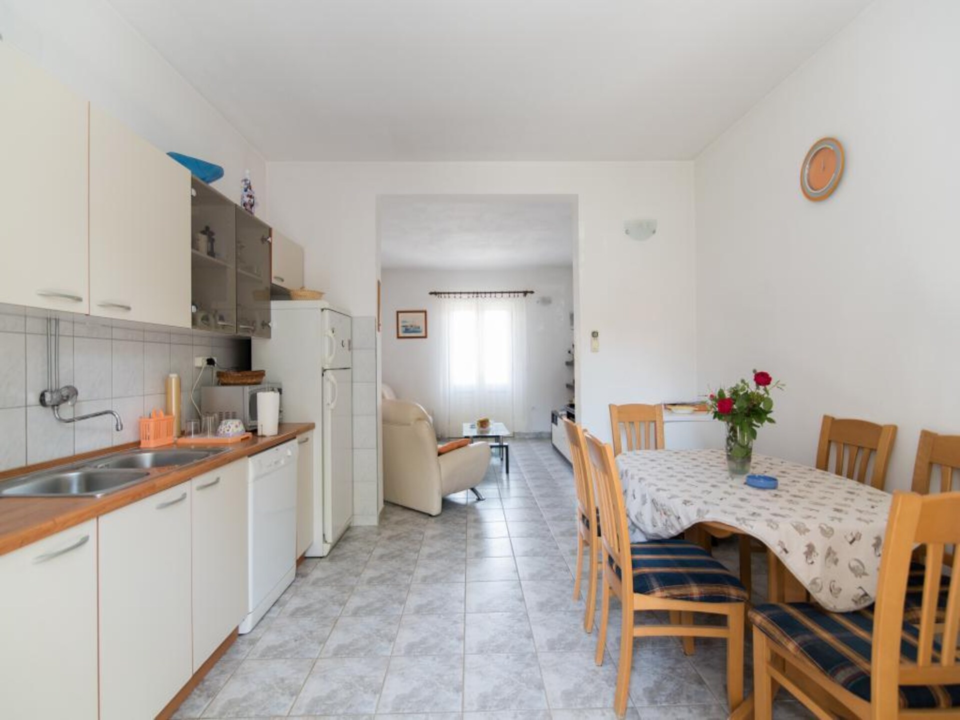 Apartment Alana: Ruim appartement met zeezicht en terras in Supetar, Brač - foto 7