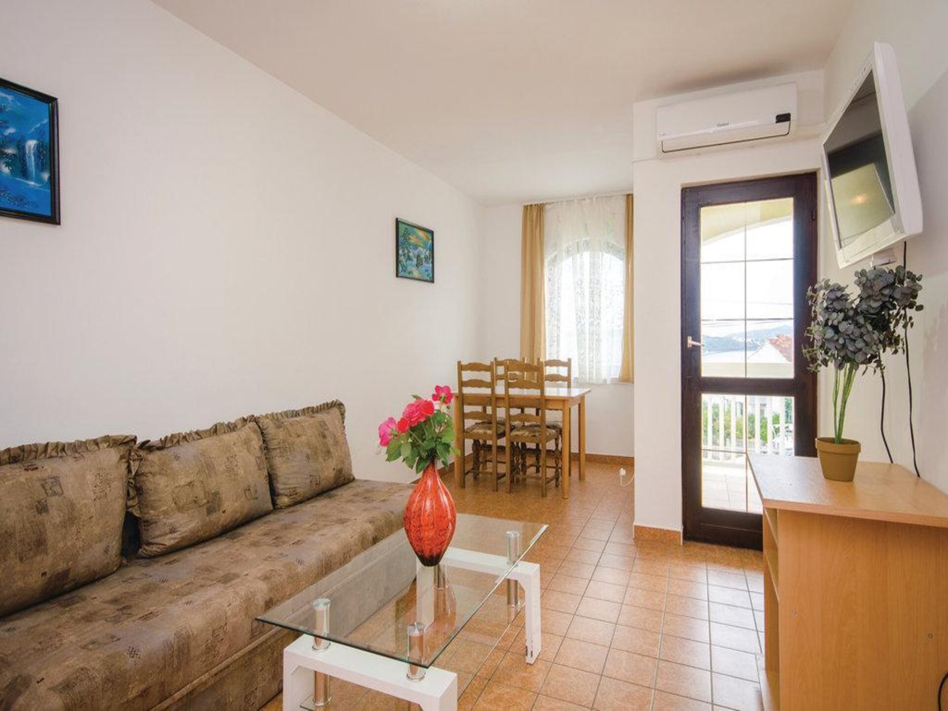 Appartement met zeezicht en terras op Čiovo, vlakbij Trogir - foto 8
