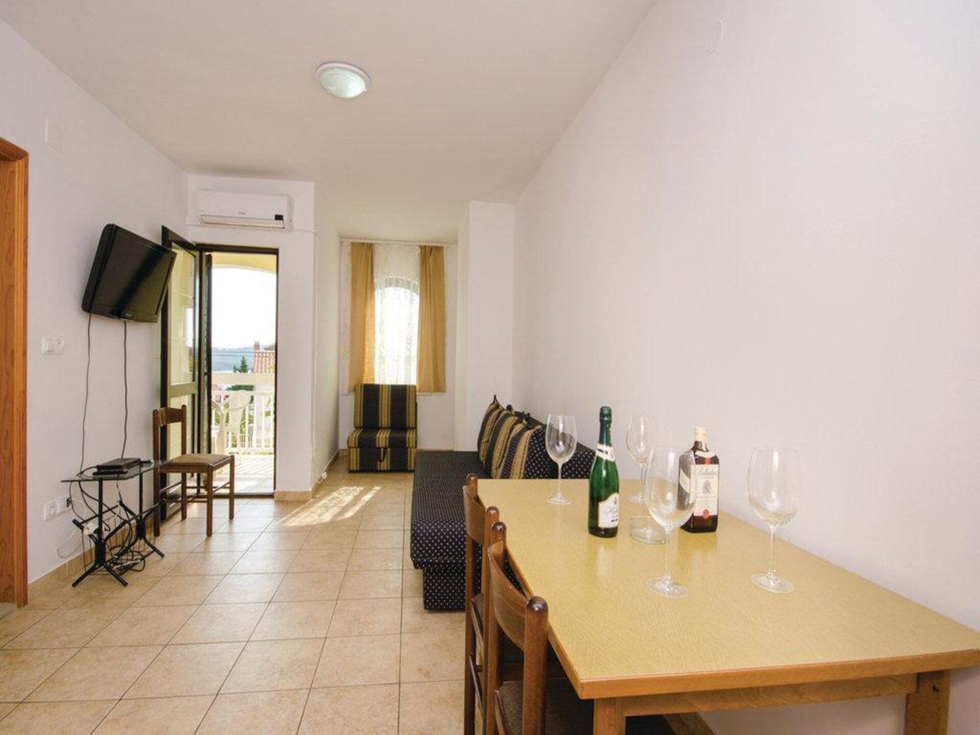 Comfortabel appartement met zeezicht-terras op 400m van het strand - foto 2
