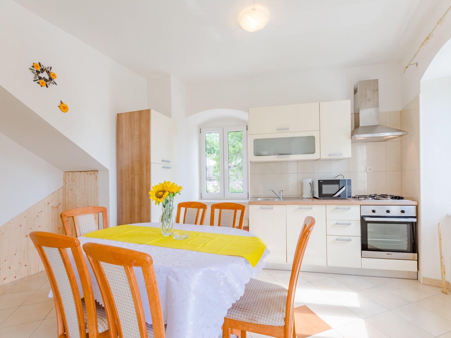 Modern driekamerappartement in het hart van Nerežišća, eiland Brač - foto 9
