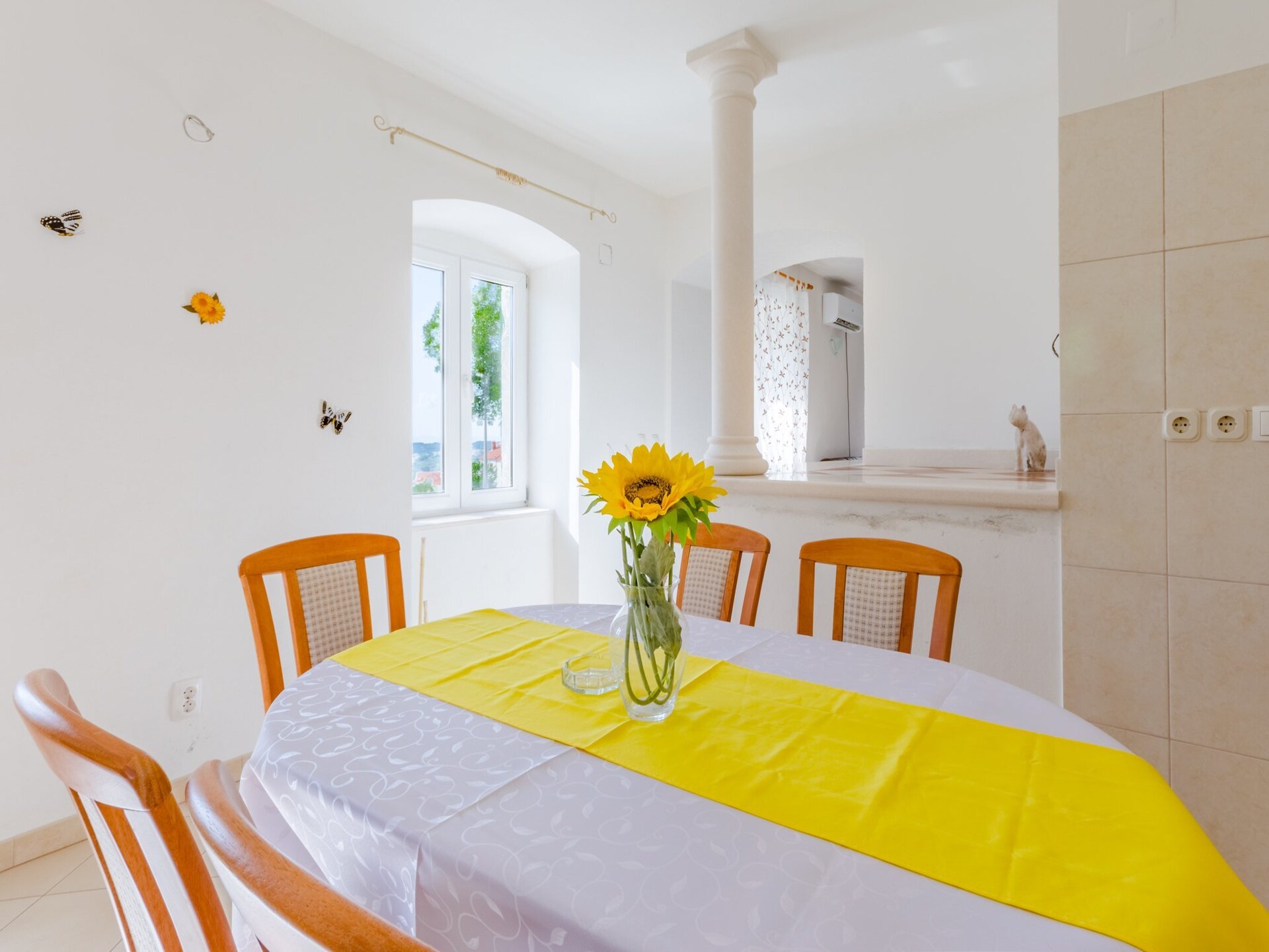 Modern driekamerappartement in het hart van Nerežišća, eiland Brač - foto 8