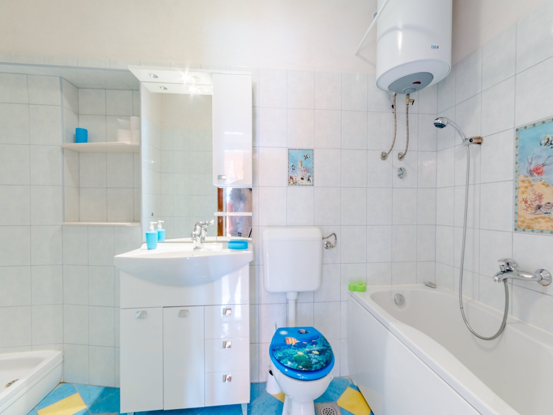 Modern driekamerappartement in het hart van Nerežišća, eiland Brač - foto 20