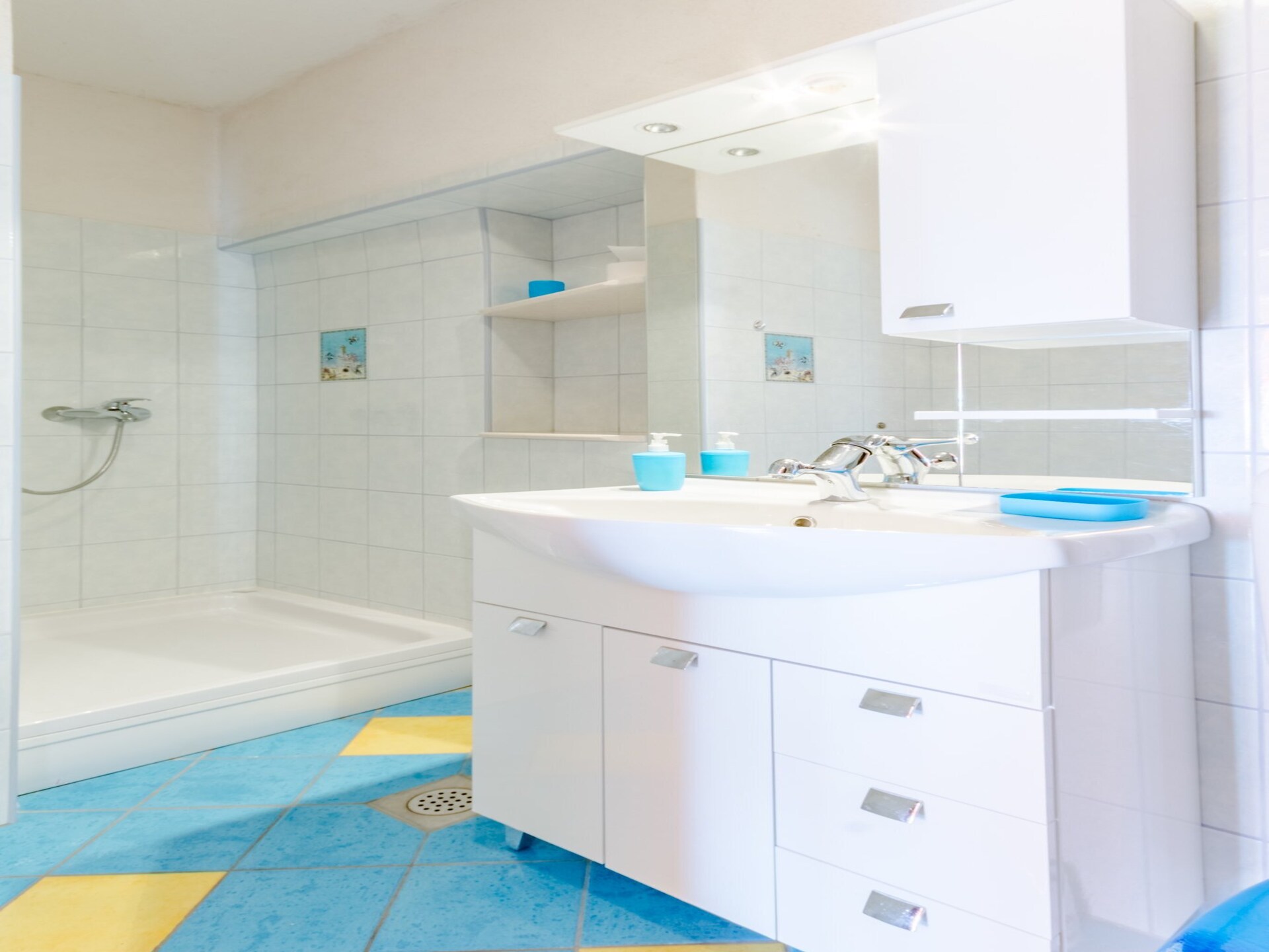Modern driekamerappartement in het hart van Nerežišća, eiland Brač - foto 21