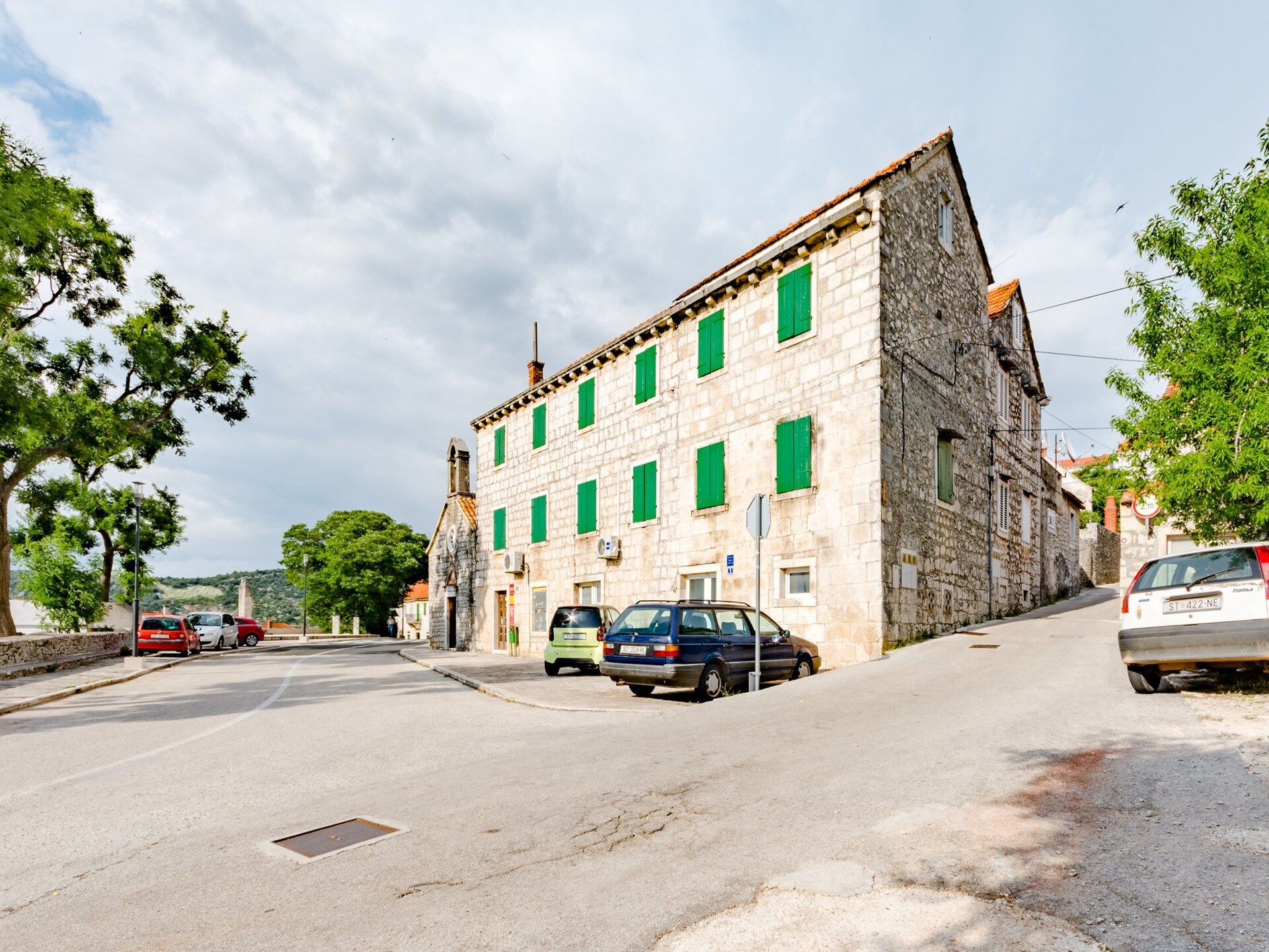 Modern driekamerappartement in het hart van Nerežišća, eiland Brač - foto 25