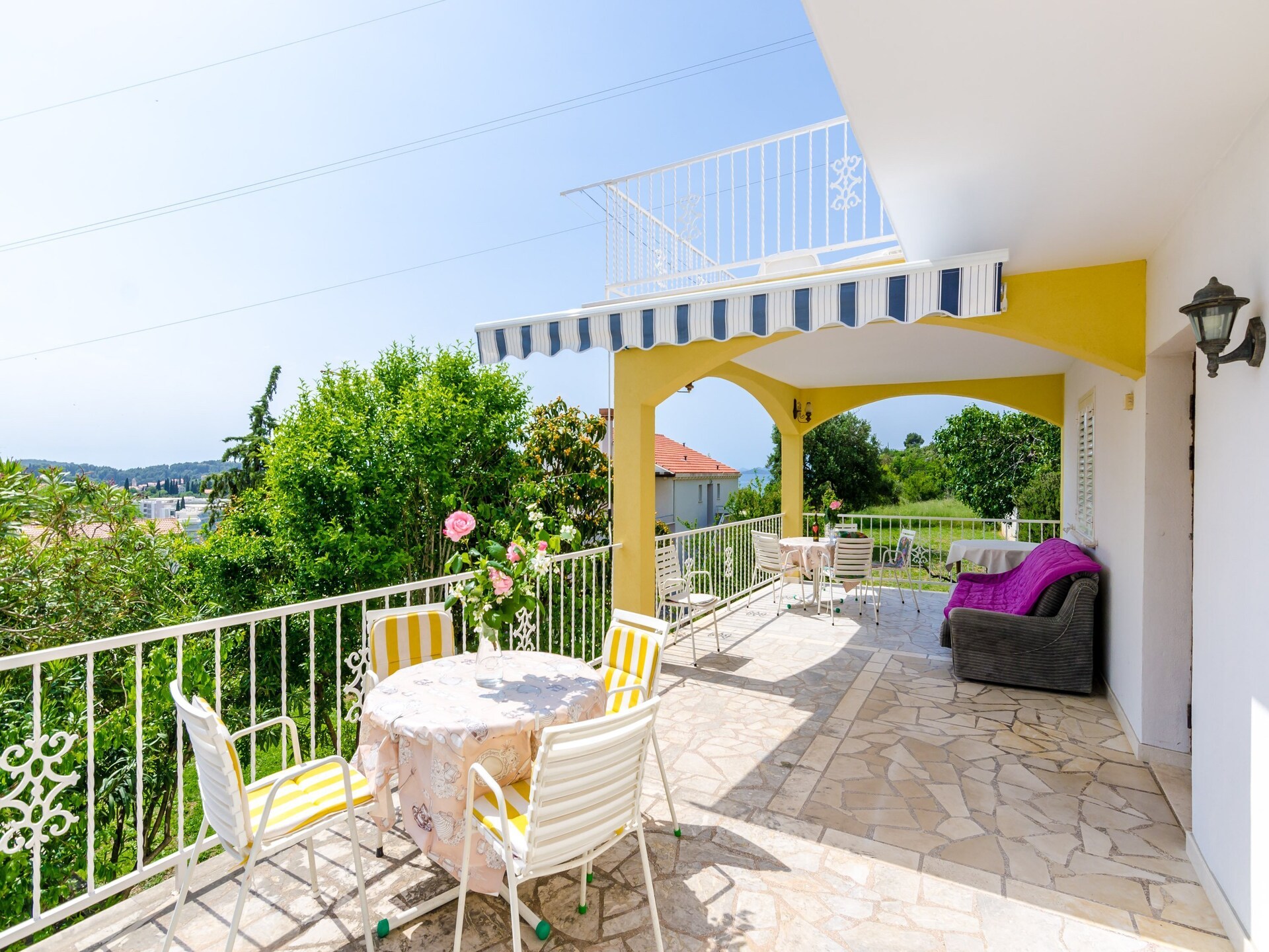 Knusse tweepersoonskamer met tuinzicht en gedeeld balkon in Cavtat - foto 13