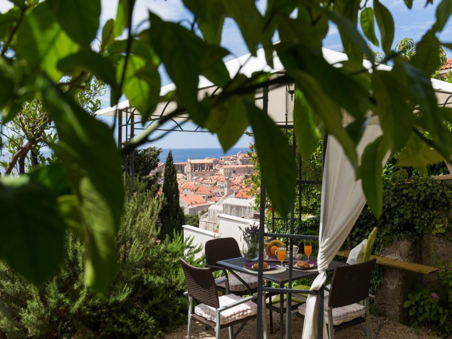 Studio met terras en zeezicht op 300m van oude centrum Dubrovnik - foto 19