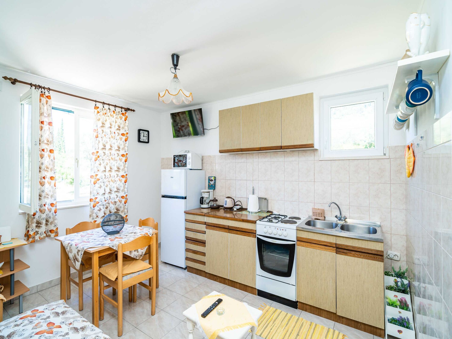 Ruim appartement met 3 slaapkamers en terras in Gruda - foto 10