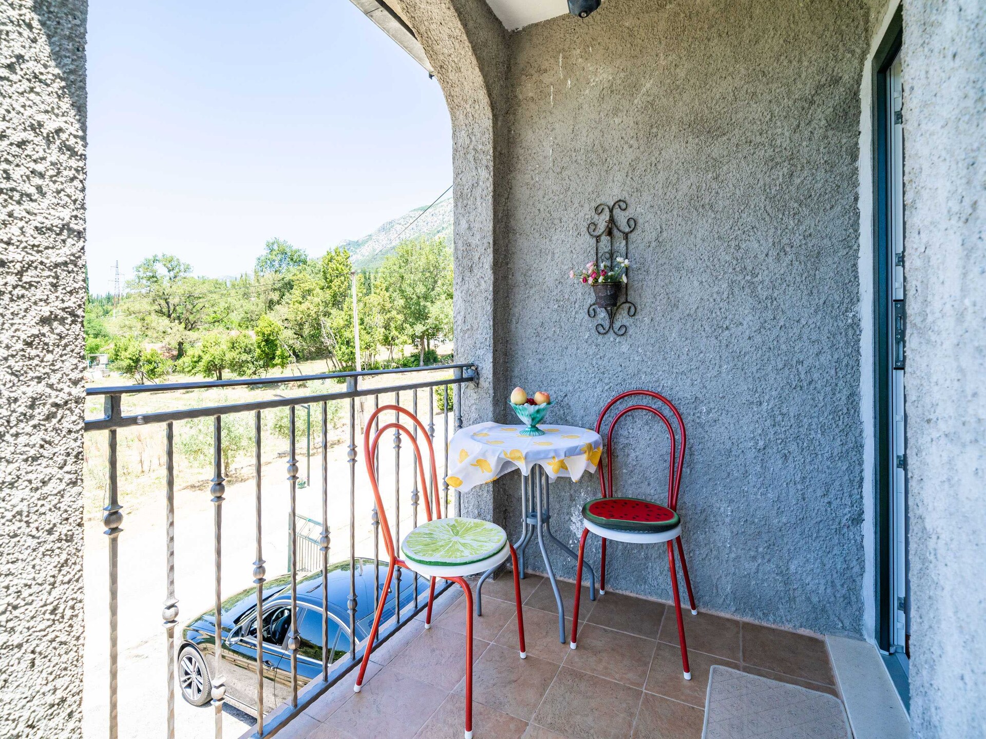 Ruim appartement met 3 slaapkamers en terras in Gruda - foto 28