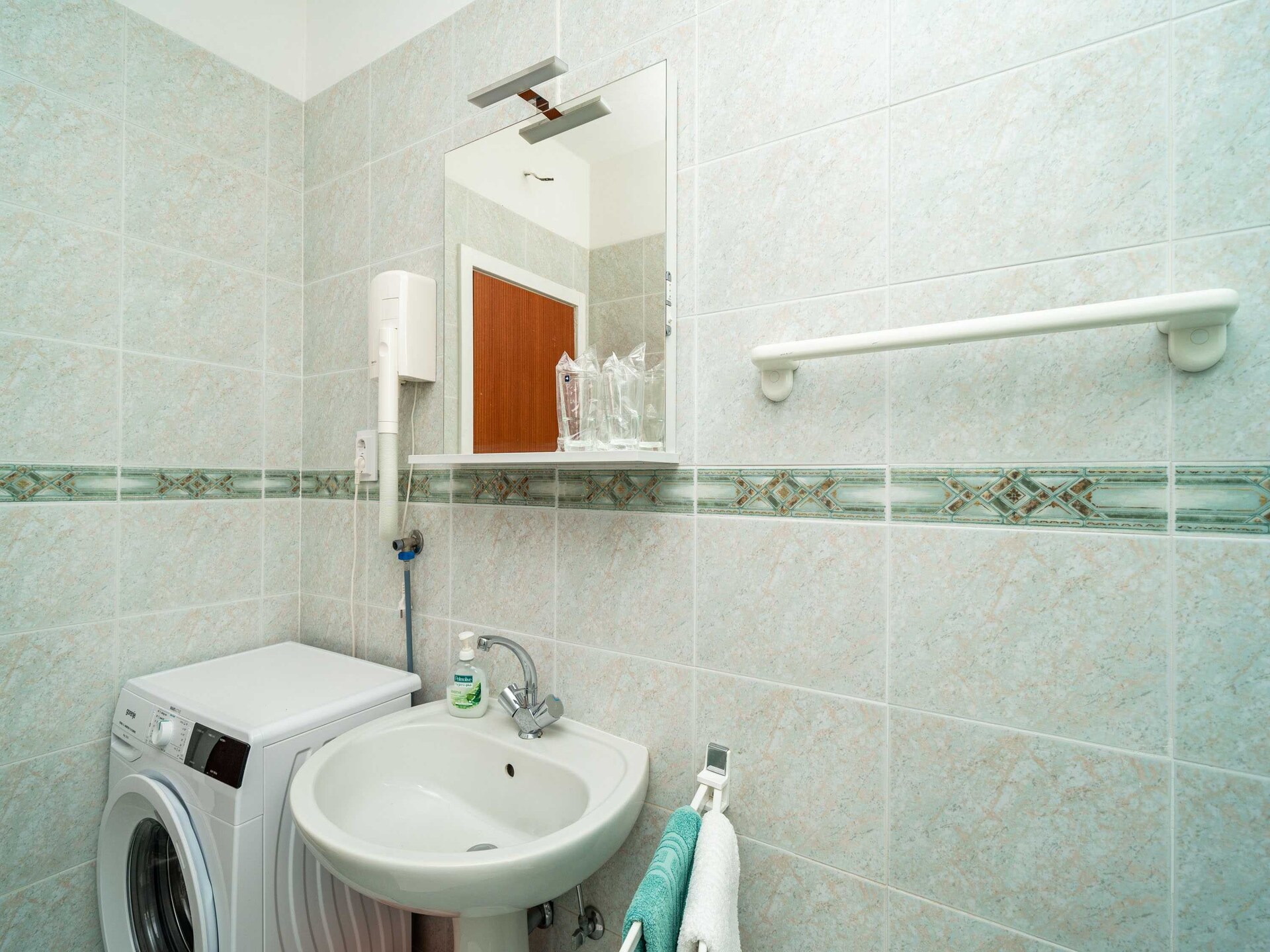 Ruim appartement met zeezicht in Mokosica voor 8 personen - foto 32