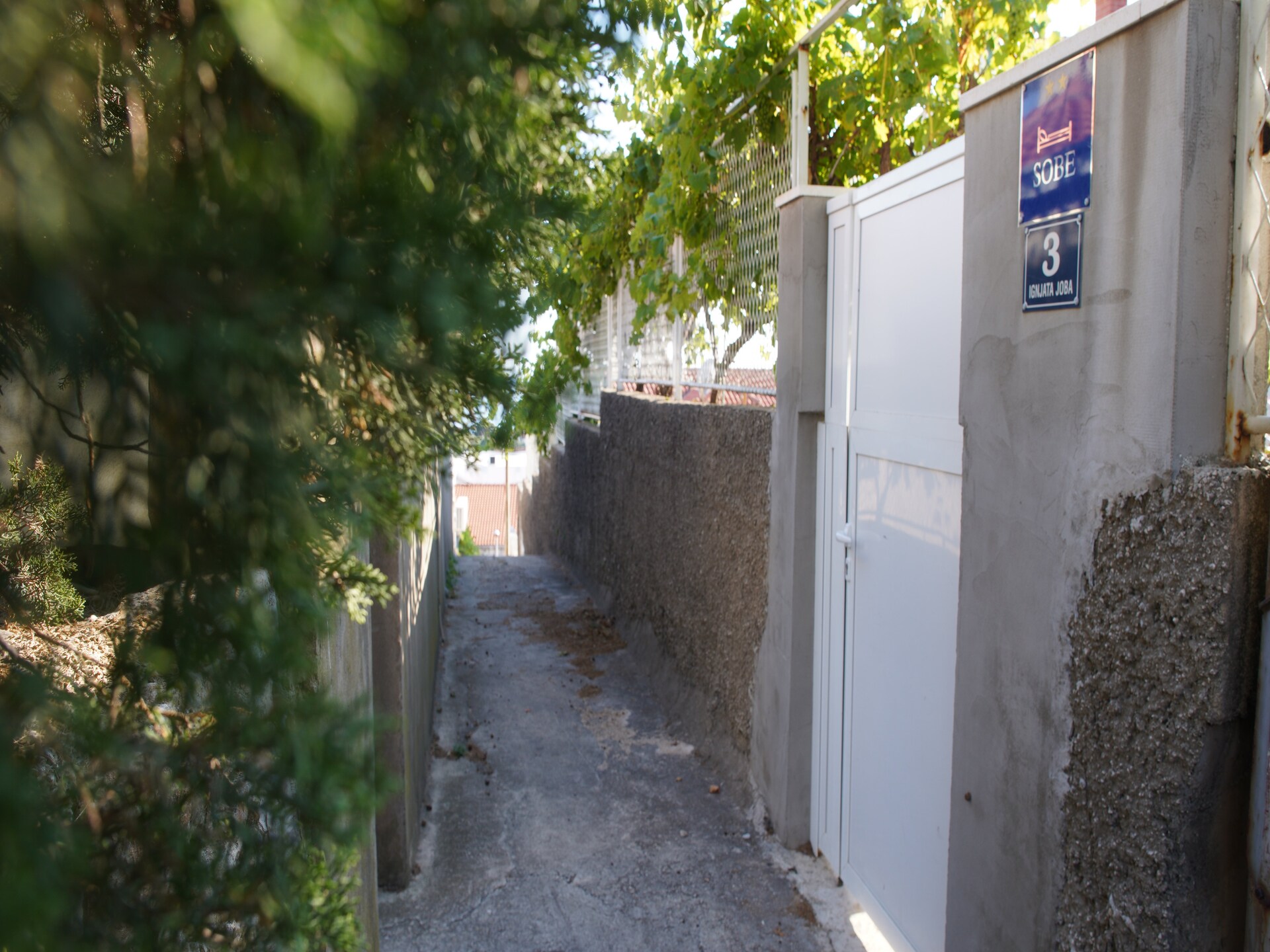 Knus appartement met gedeeld terras, vlakbij strand Bellevue in Dubrovnik - foto 25
