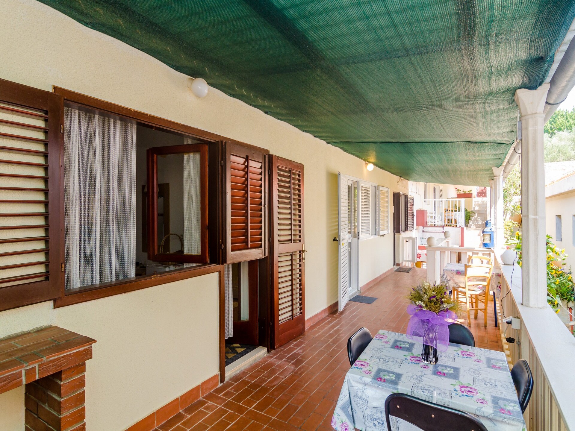 Rustgevend appartement met zeezicht en terras in Molunat - foto 1