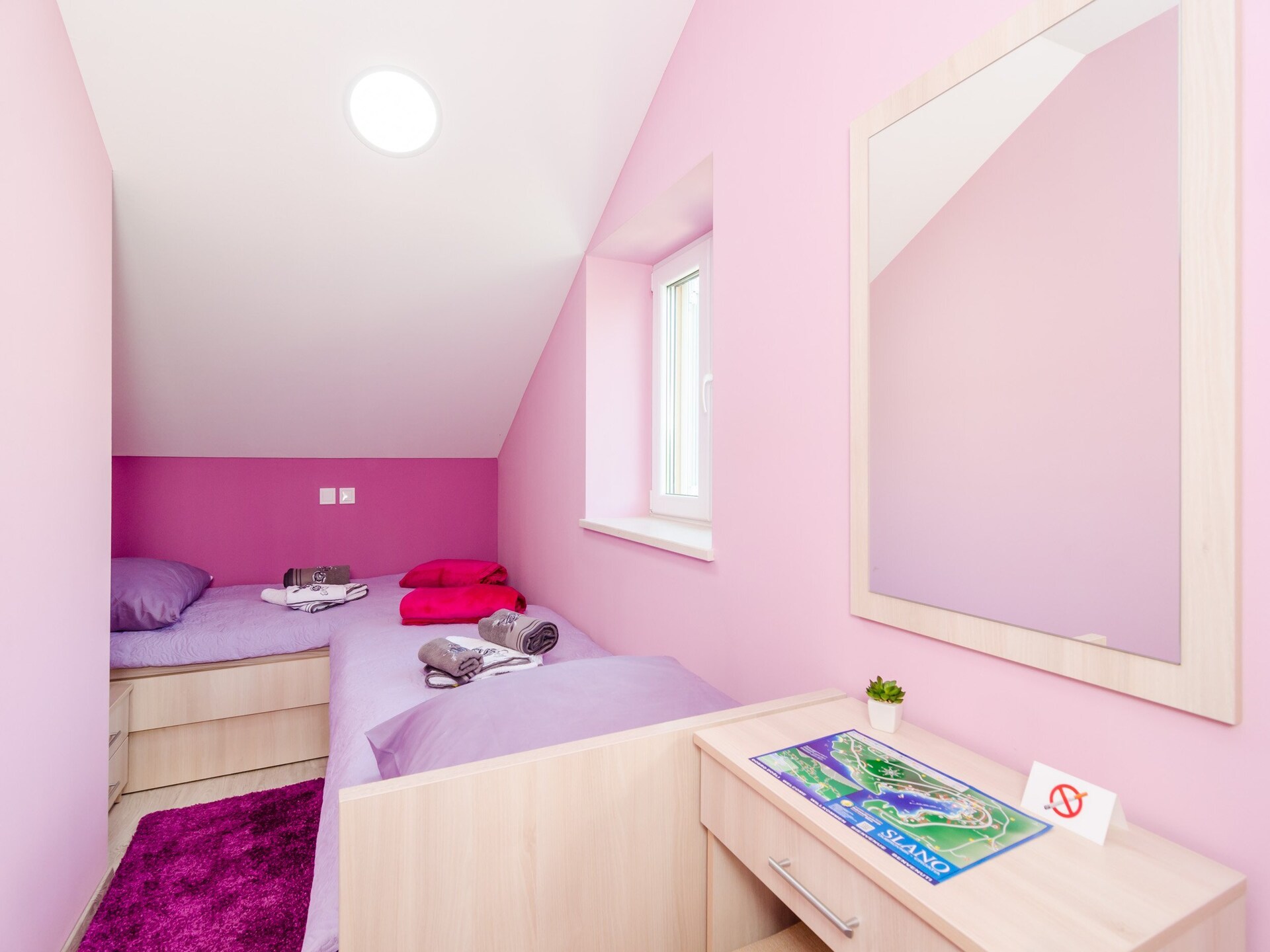 Comfortabel 2-slaapkamerappartement met balkon en zeezicht in Banići - foto 10
