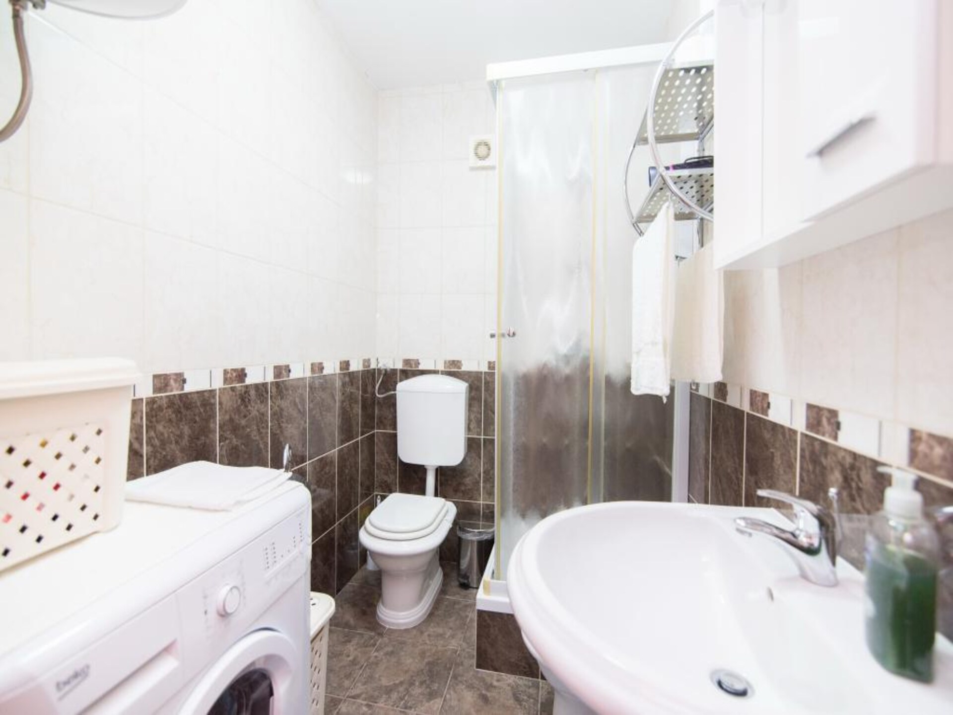 Appartement Budimir: Twee slaapkamers met zeezicht op eiland Brač - foto 14