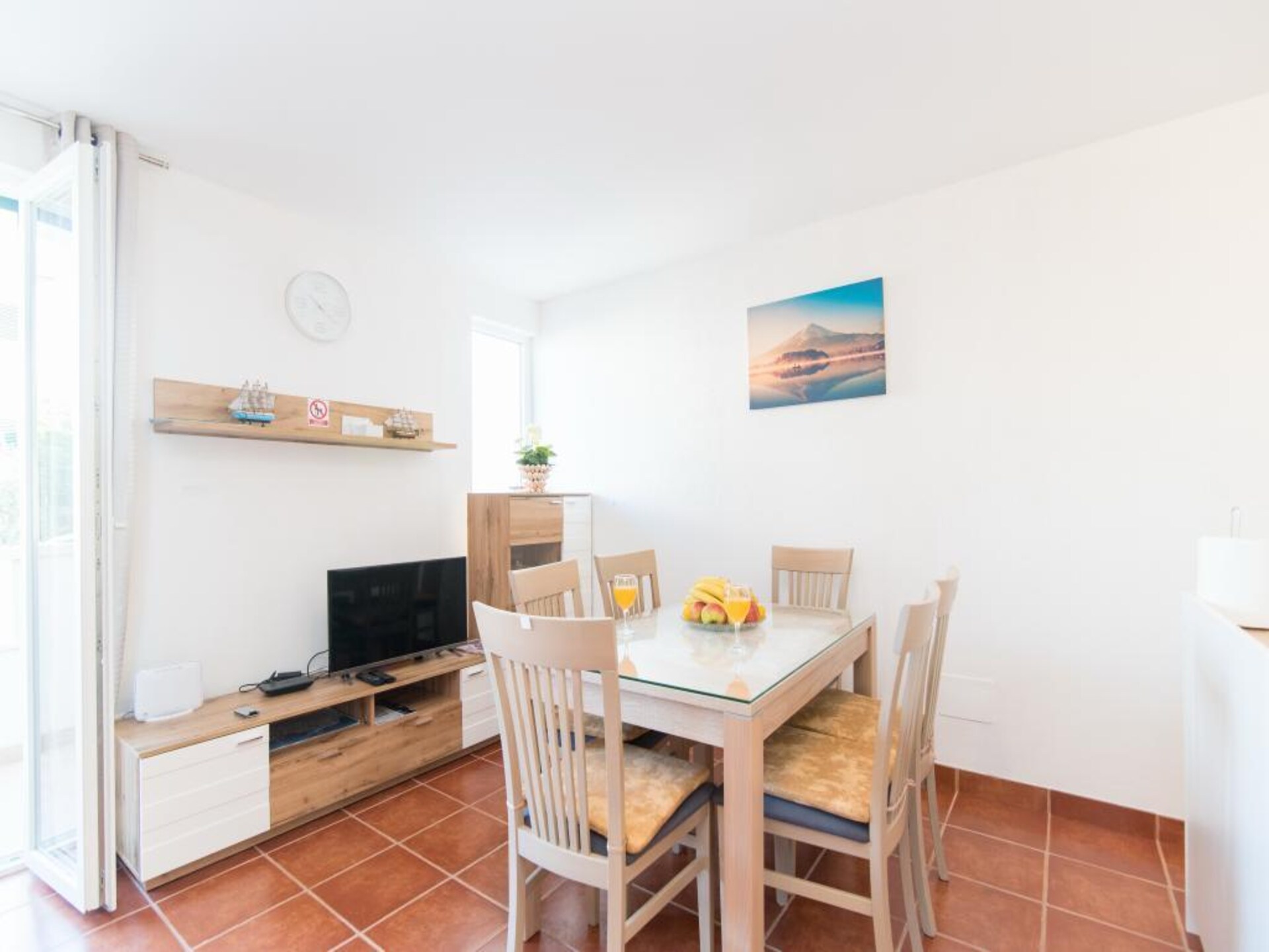 Appartement Budimir: Twee slaapkamers met zeezicht op eiland Brač - foto 20
