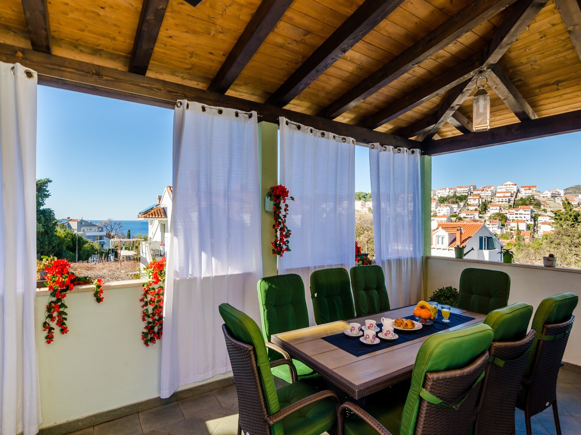 Villa Mikica: Ruim duplex appartement met terras en zeezicht in Lapad, Dubrovnik - foto 24