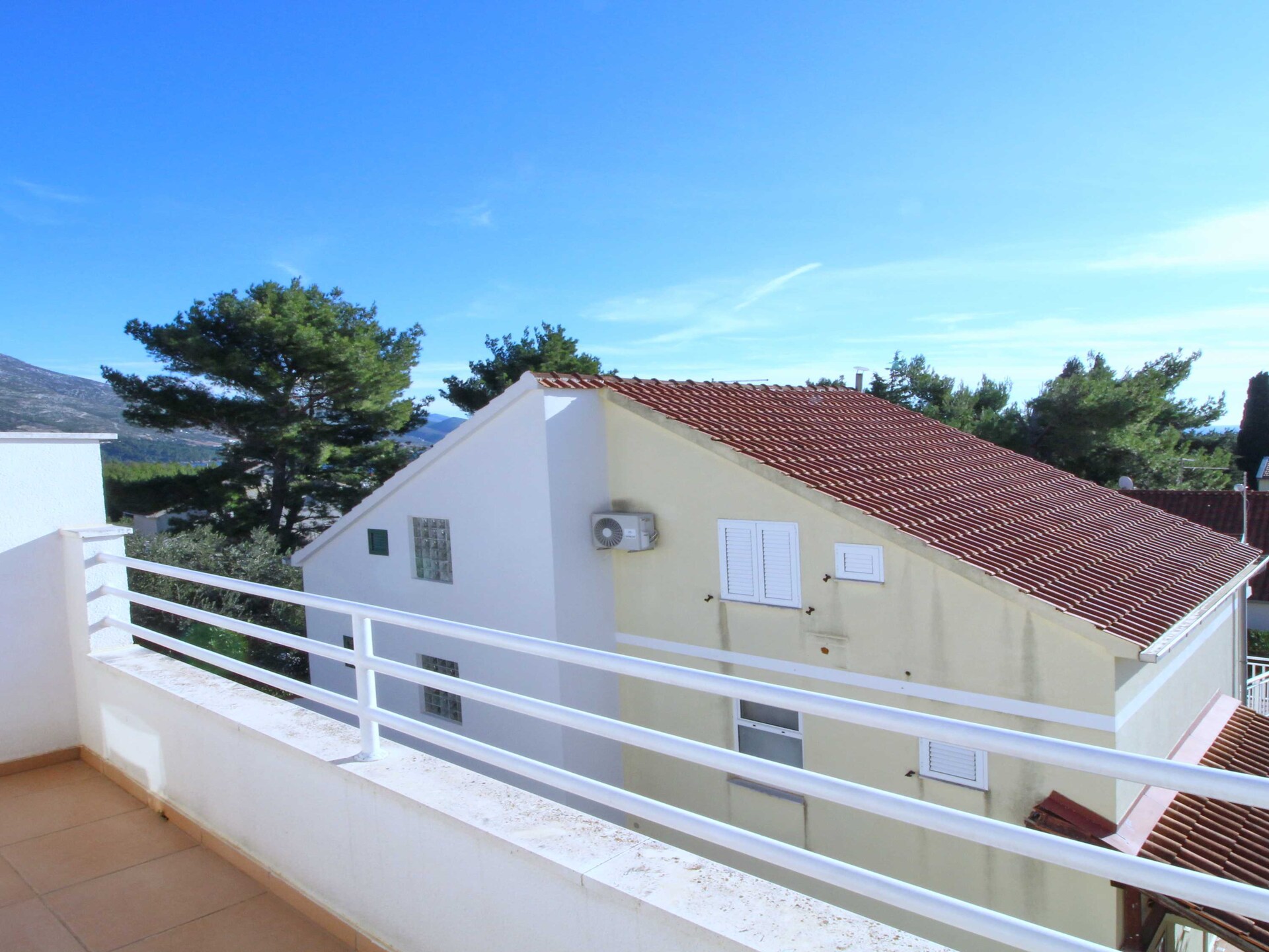 Sfeervol appartement aan zee in Orebić met terras en uitzicht op zee - foto 13