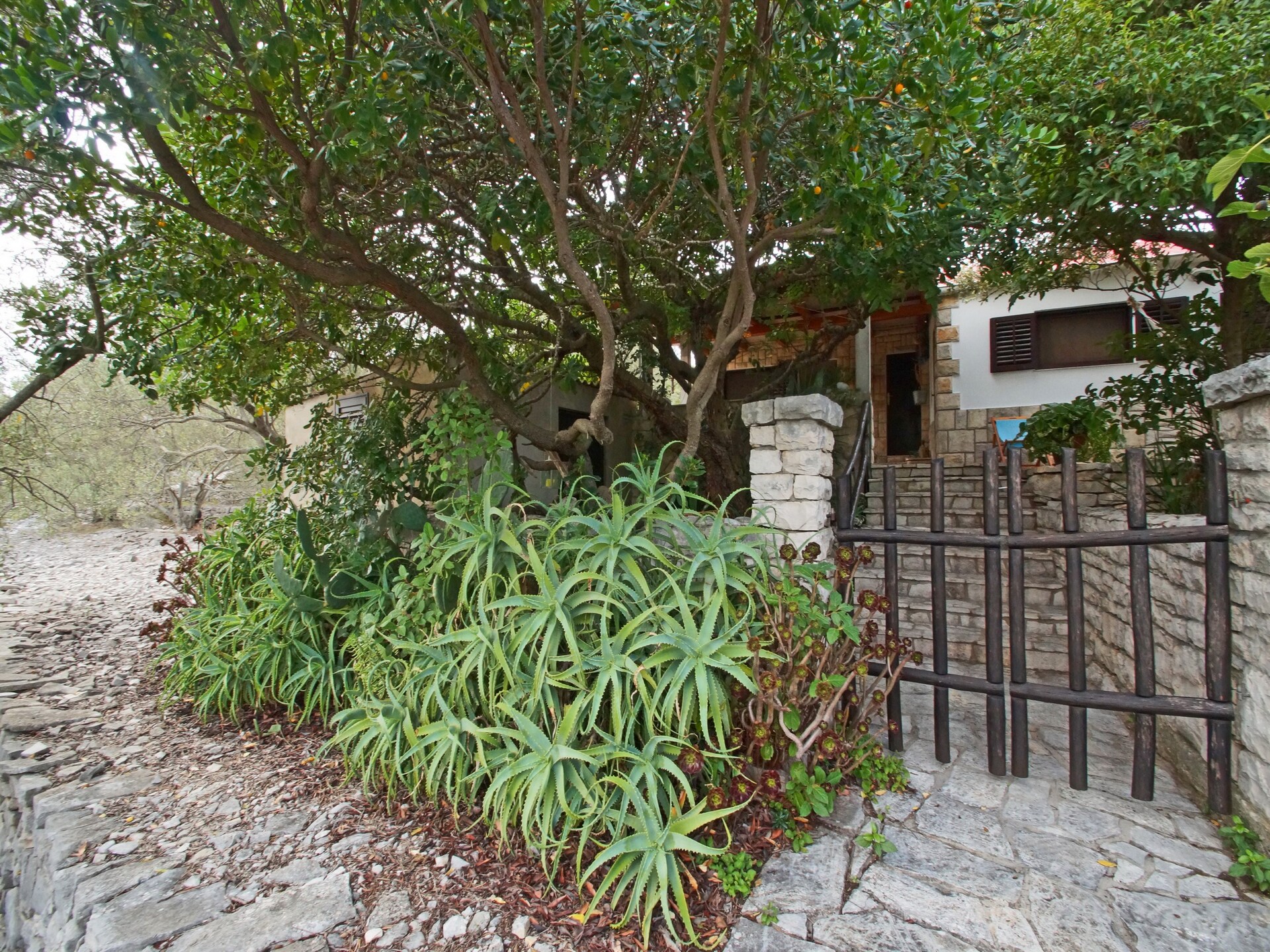 Zonovergoten vakantiehuis met zeezicht en terras in Vela Luka, Korčula - foto 21