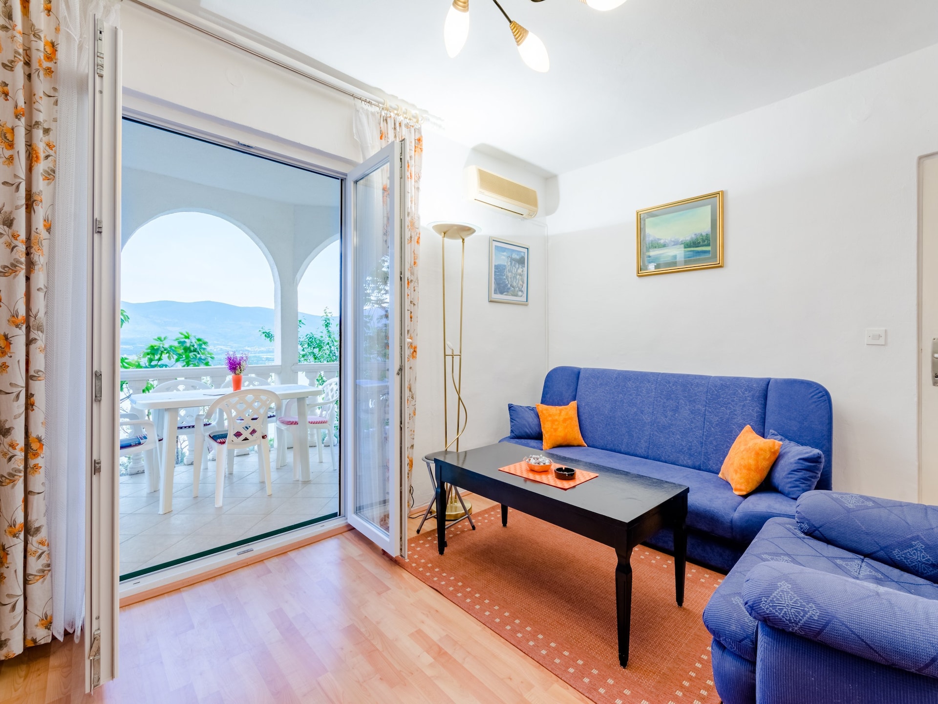 8-persoons appartement in Mastrinka met privézwembad - foto 3