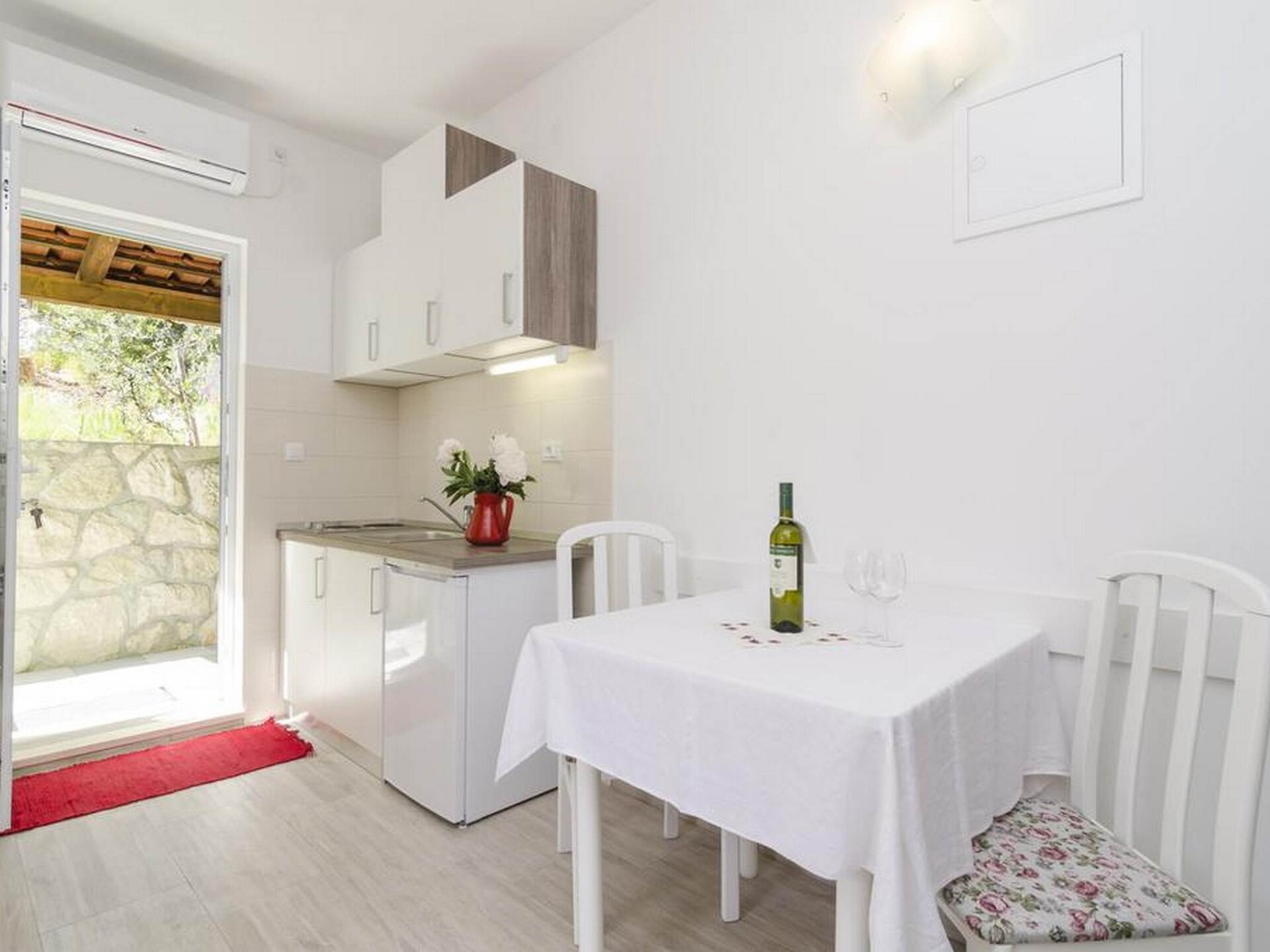 Appartement aan zee in Saplunara met balkon en uitzicht op de Adriatische Zee - foto 4