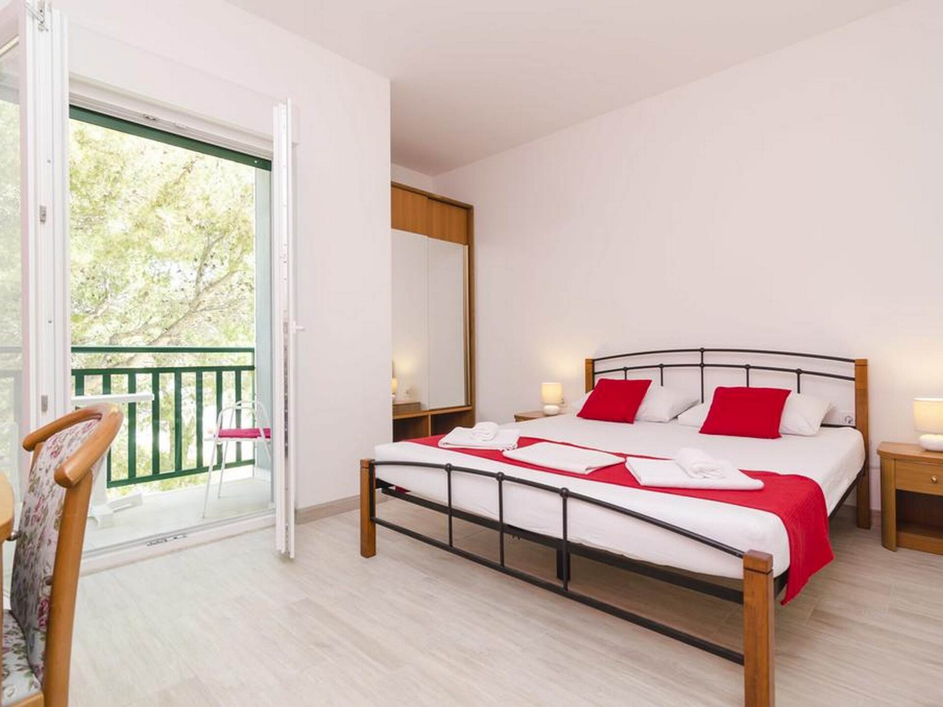 Appartement aan zee in Saplunara met balkon en uitzicht op de Adriatische Zee - foto 7