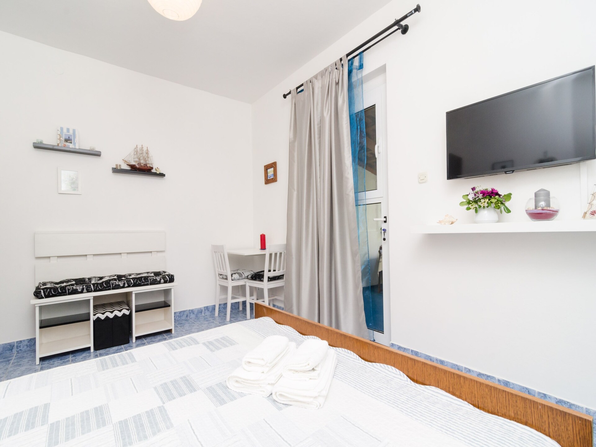 Romantisch appartement met zeezichtterras in de stille baai van Okuklje - foto 7
