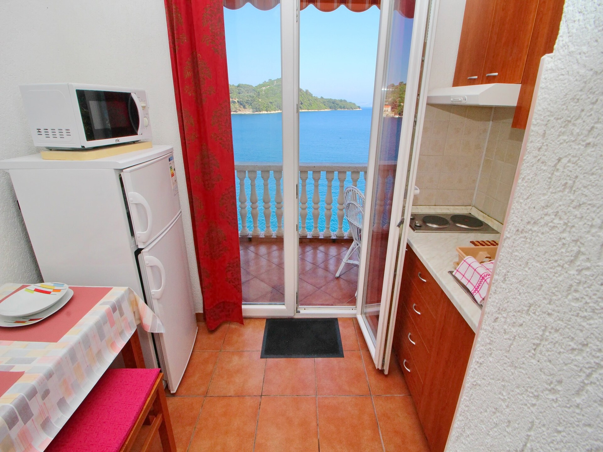 Aan het strand: Sfeervol appartement met zeezicht in Sobra - foto 5