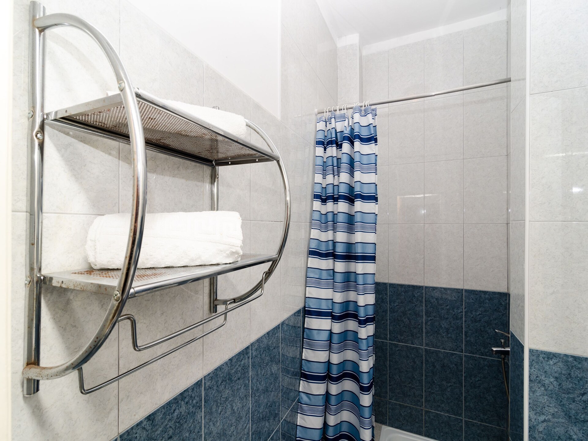 Aan het strand: Compact appartement in Pomena op Mljet - foto 2