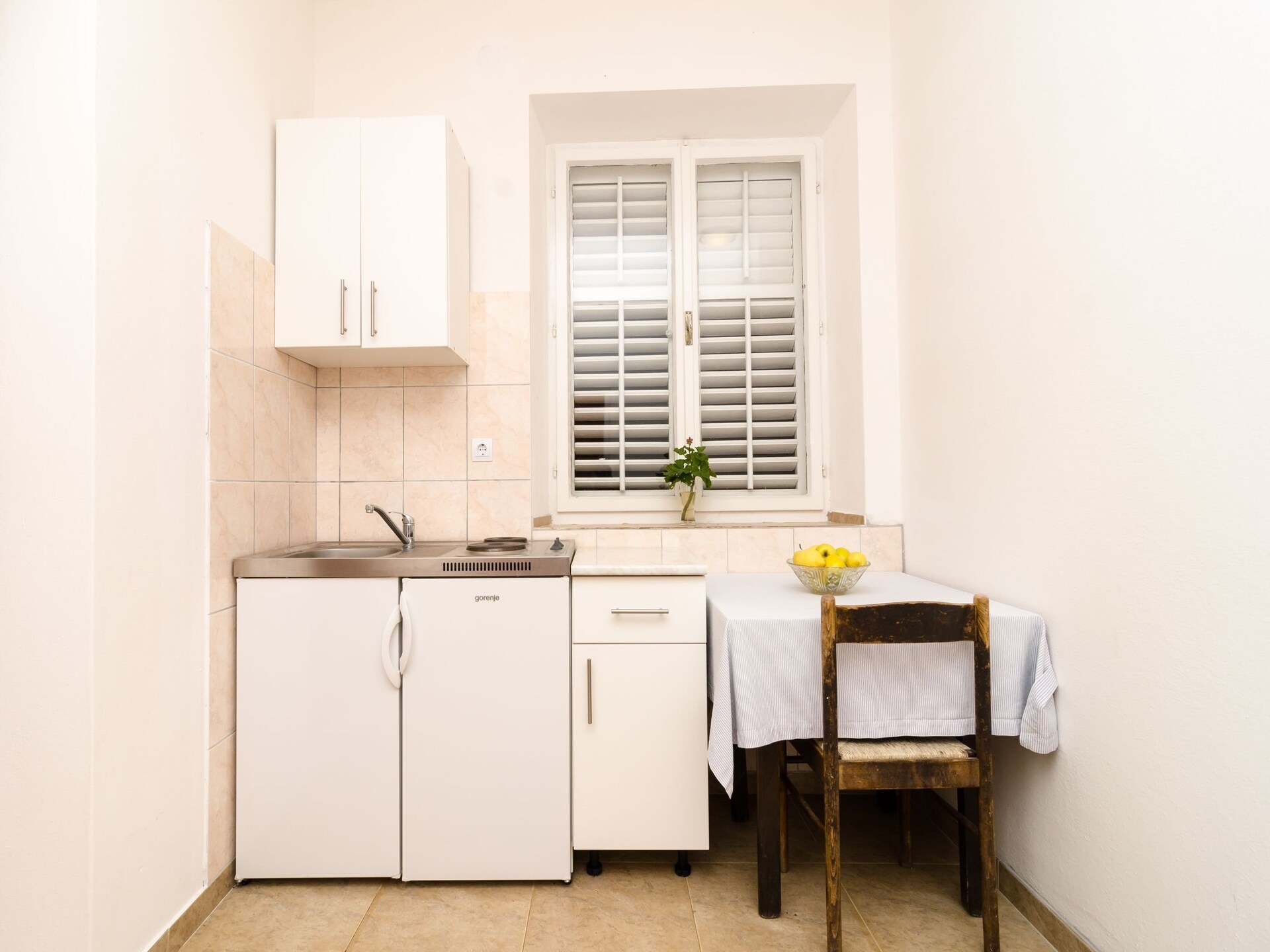 Aan het strand: Comfortabel appartement in Pomena, Mljet - foto 3