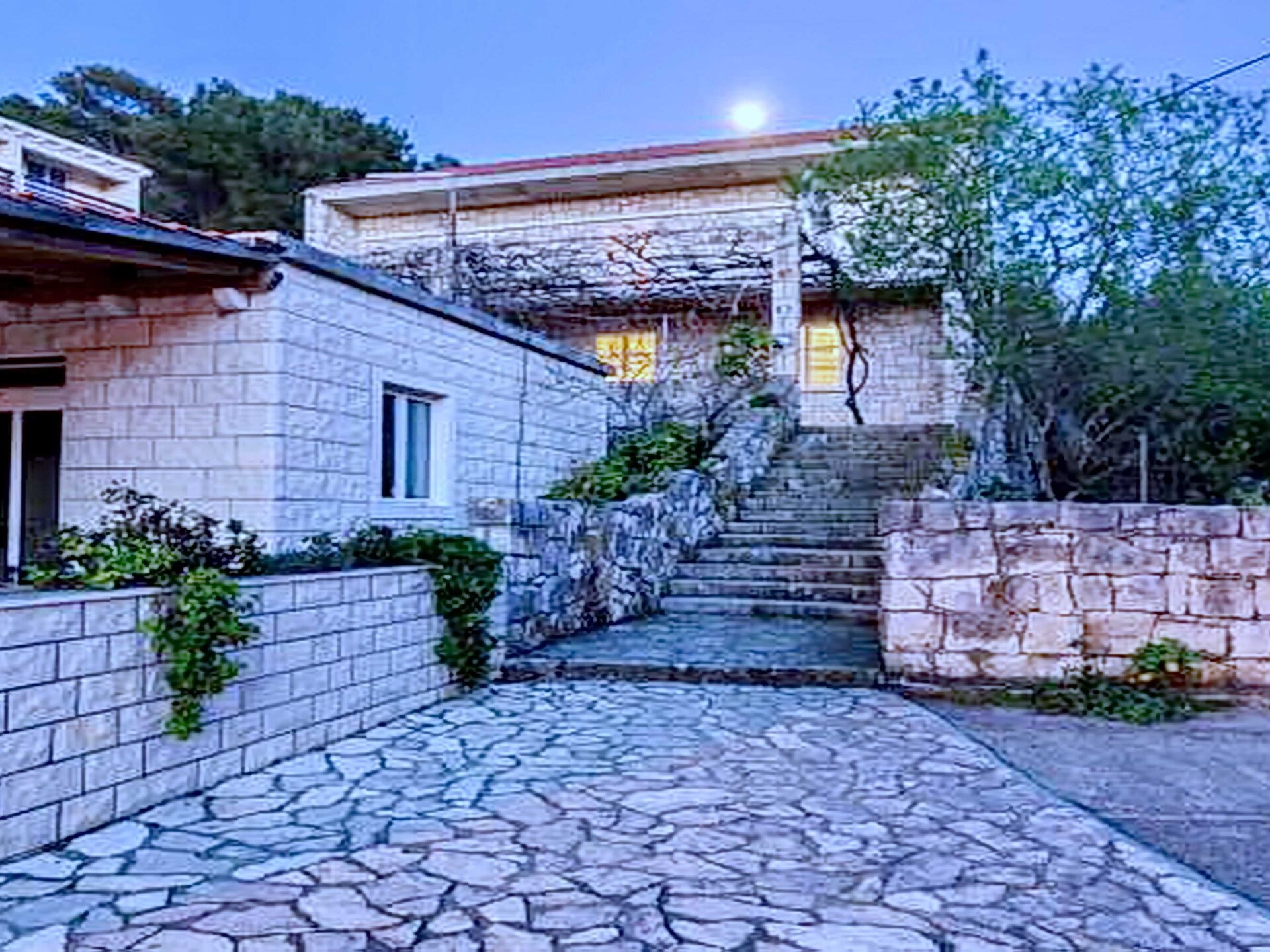 Aan het strand: Comfortabel appartement in Pomena, Mljet - foto 10