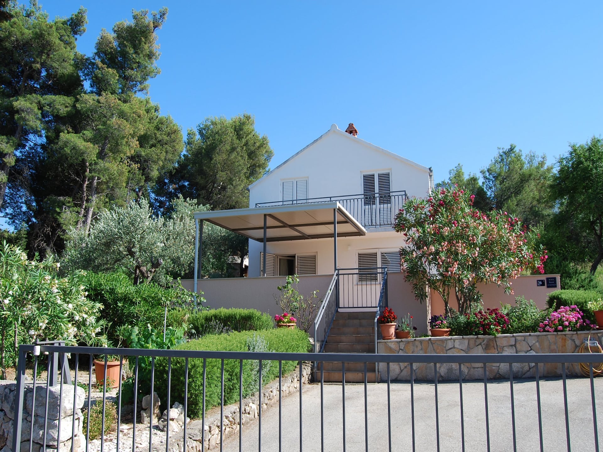 Appartement Lili: Terrashuis met zeezicht op eiland Brač - foto 15