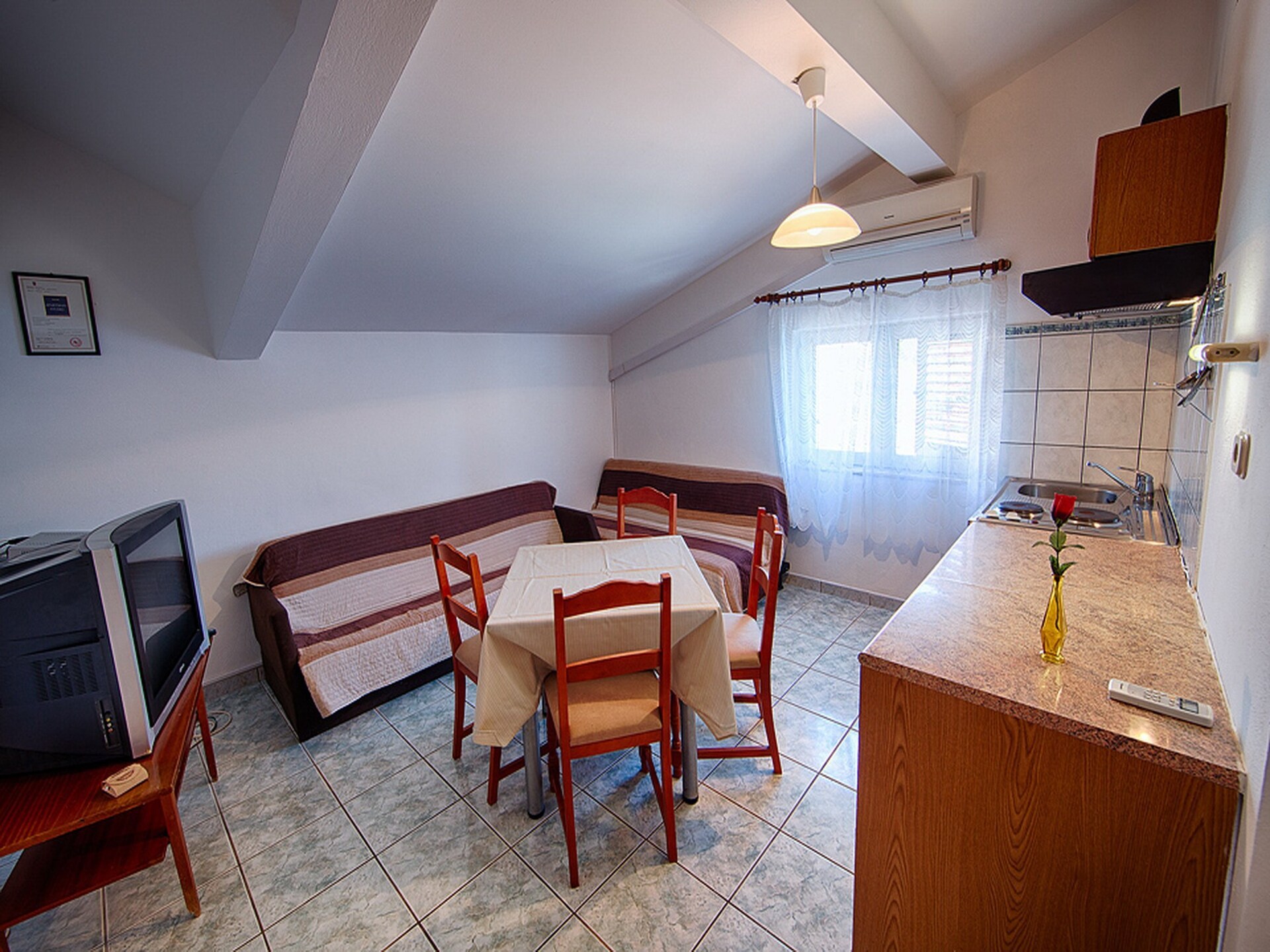 4-persoons appartement aan het strand in Lastovo - foto 1