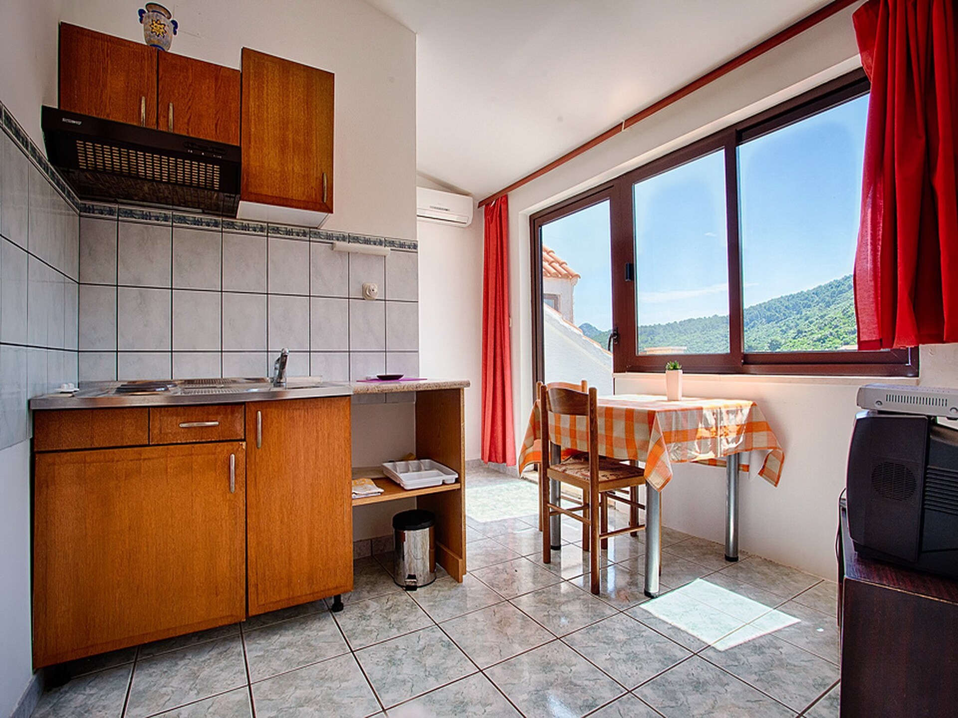 Romantisch zolderappartement met dubbel zeezicht op Lastovo, 100m van het strand - foto 5