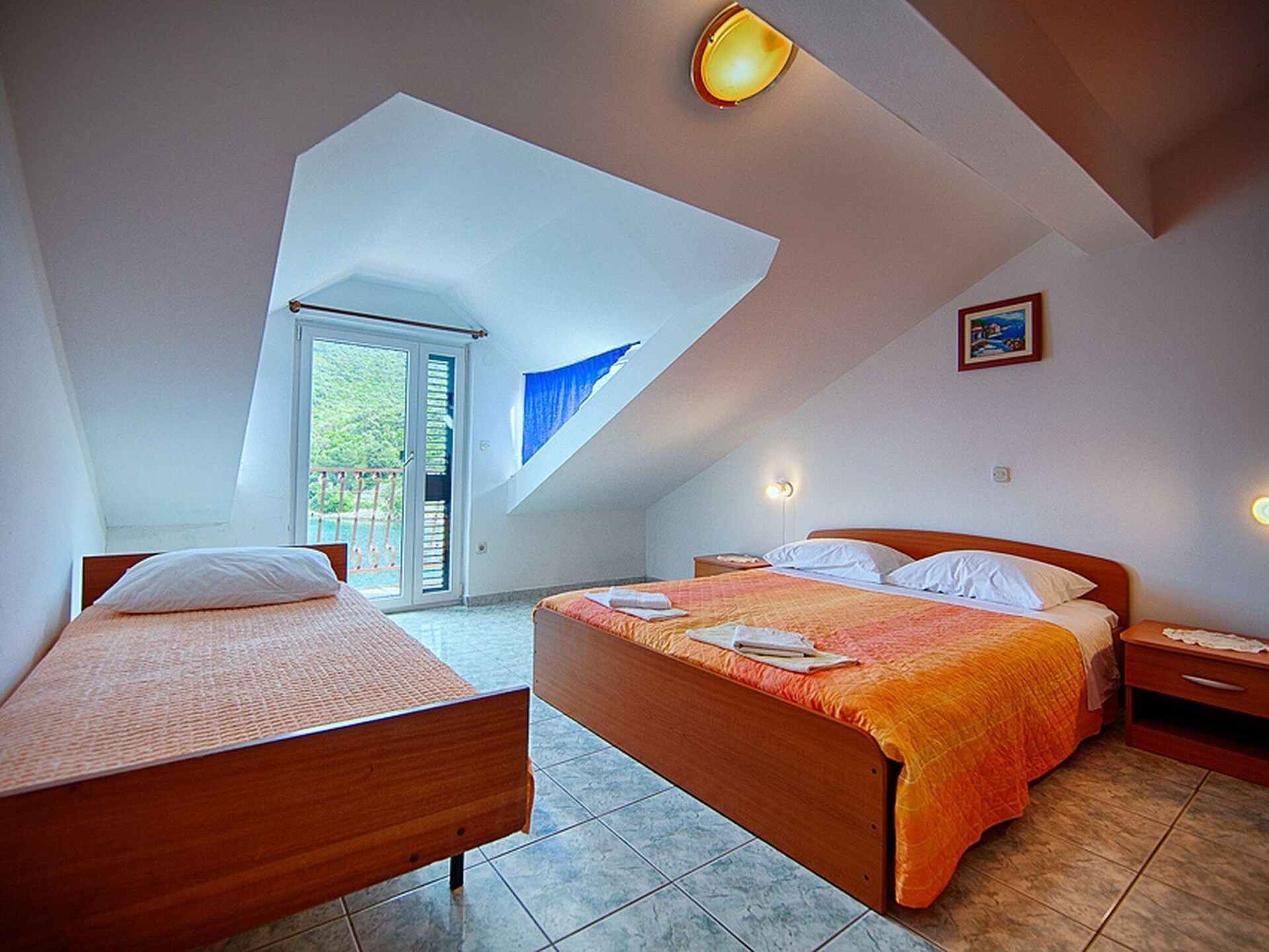 Romantisch zolderappartement met dubbel zeezicht op Lastovo, 100m van het strand - foto 10