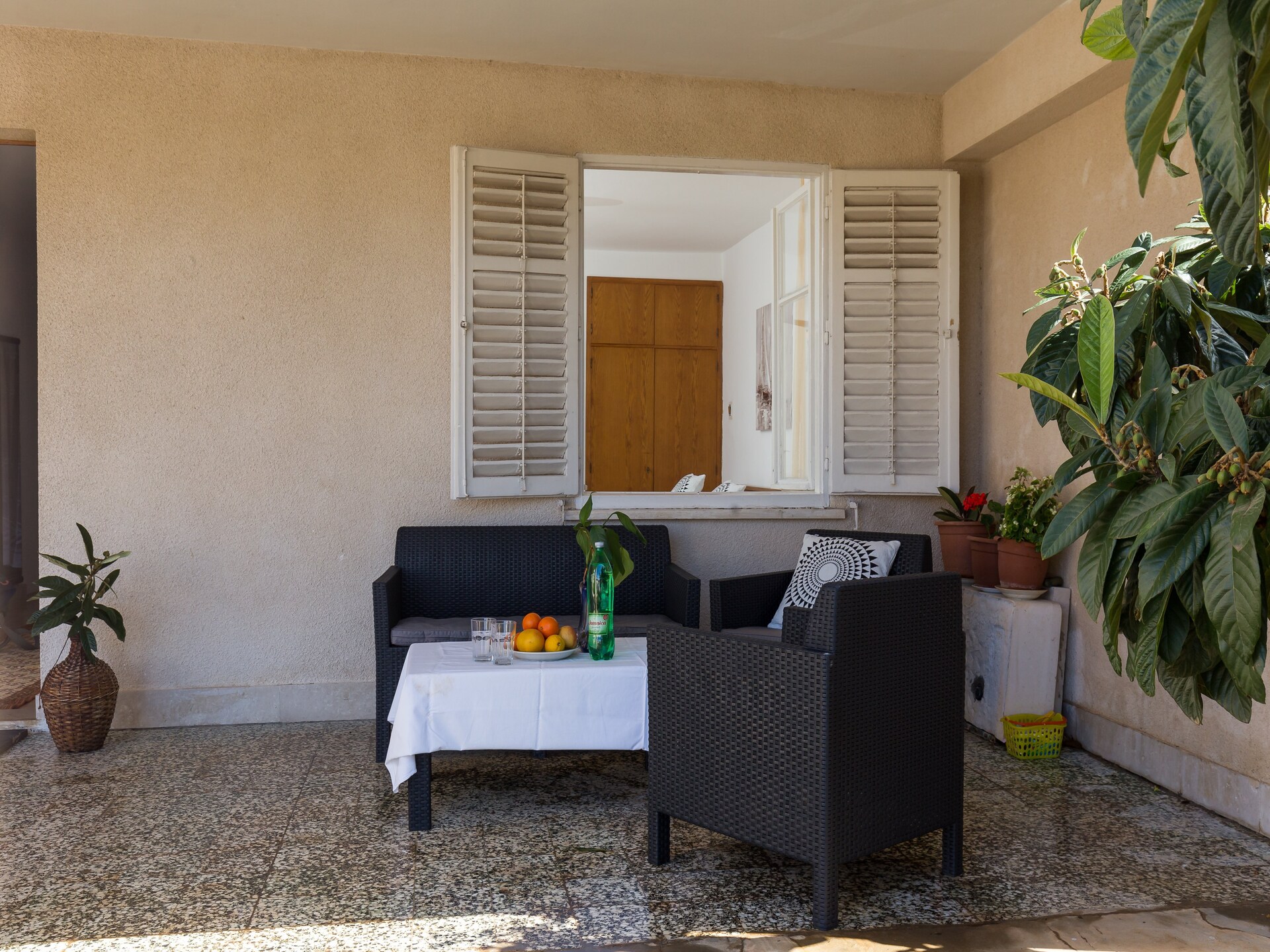 Zonnige kamer met terras en deels zeezicht bij de haven van Dubrovnik - foto 17