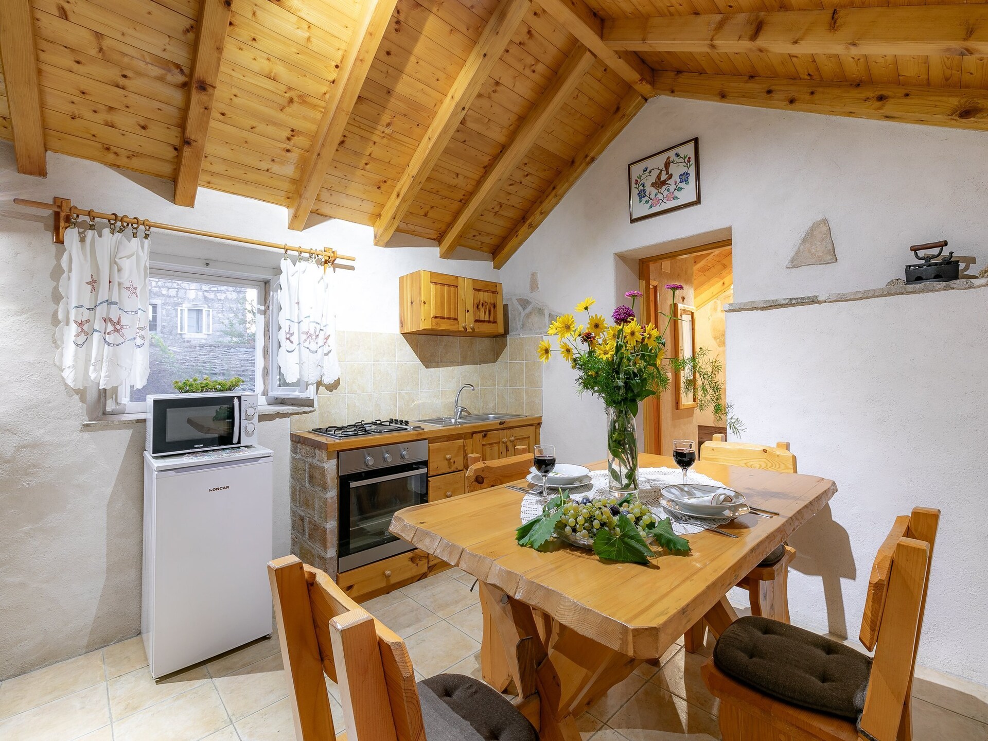 Authentiek stenen appartement met patio in Zrnovo, vlakbij Korcula - foto 33
