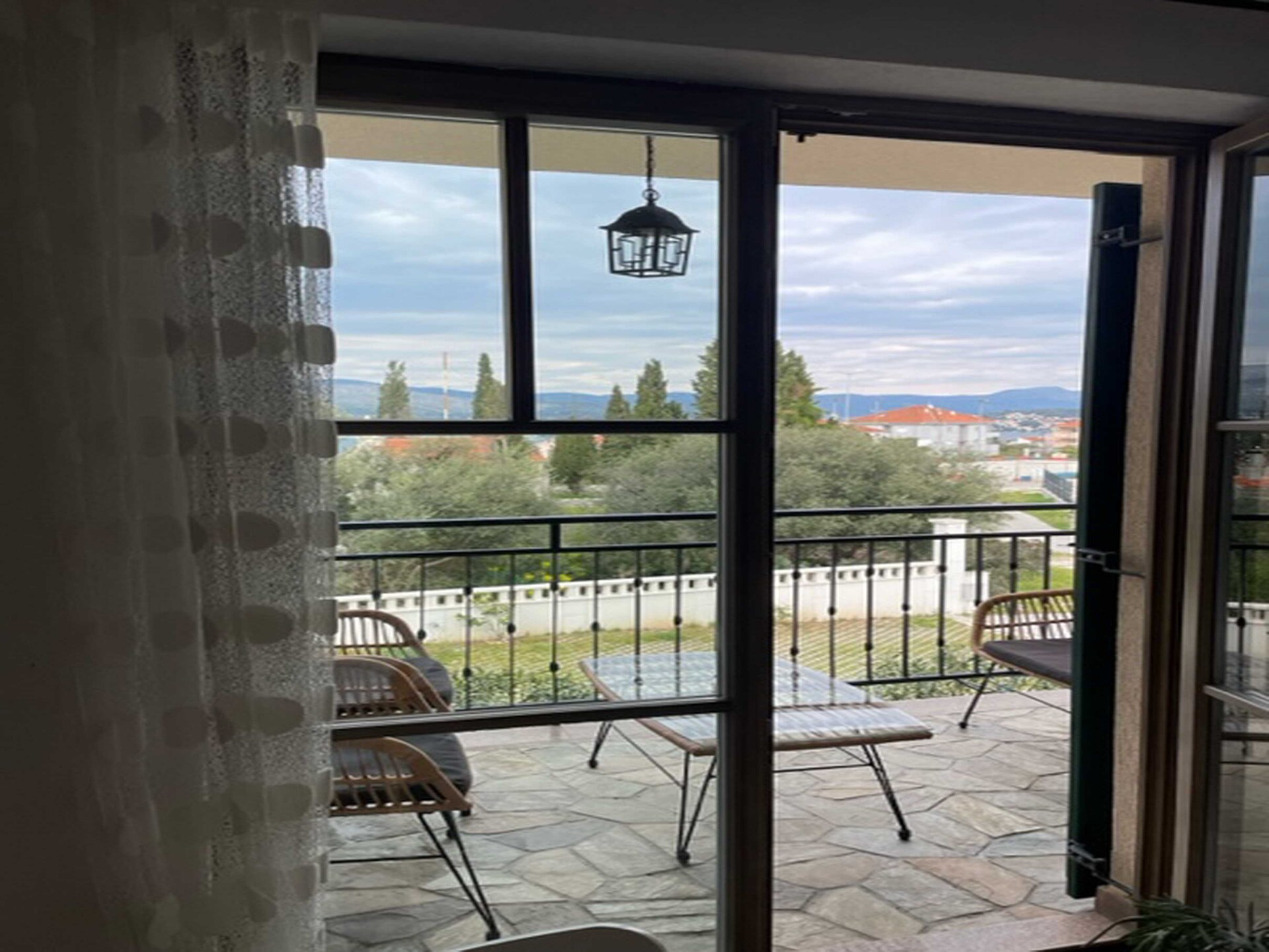 Appartement Plavi: Zeezicht & balkon op 600m van het strand van Okrug Donji - foto 13